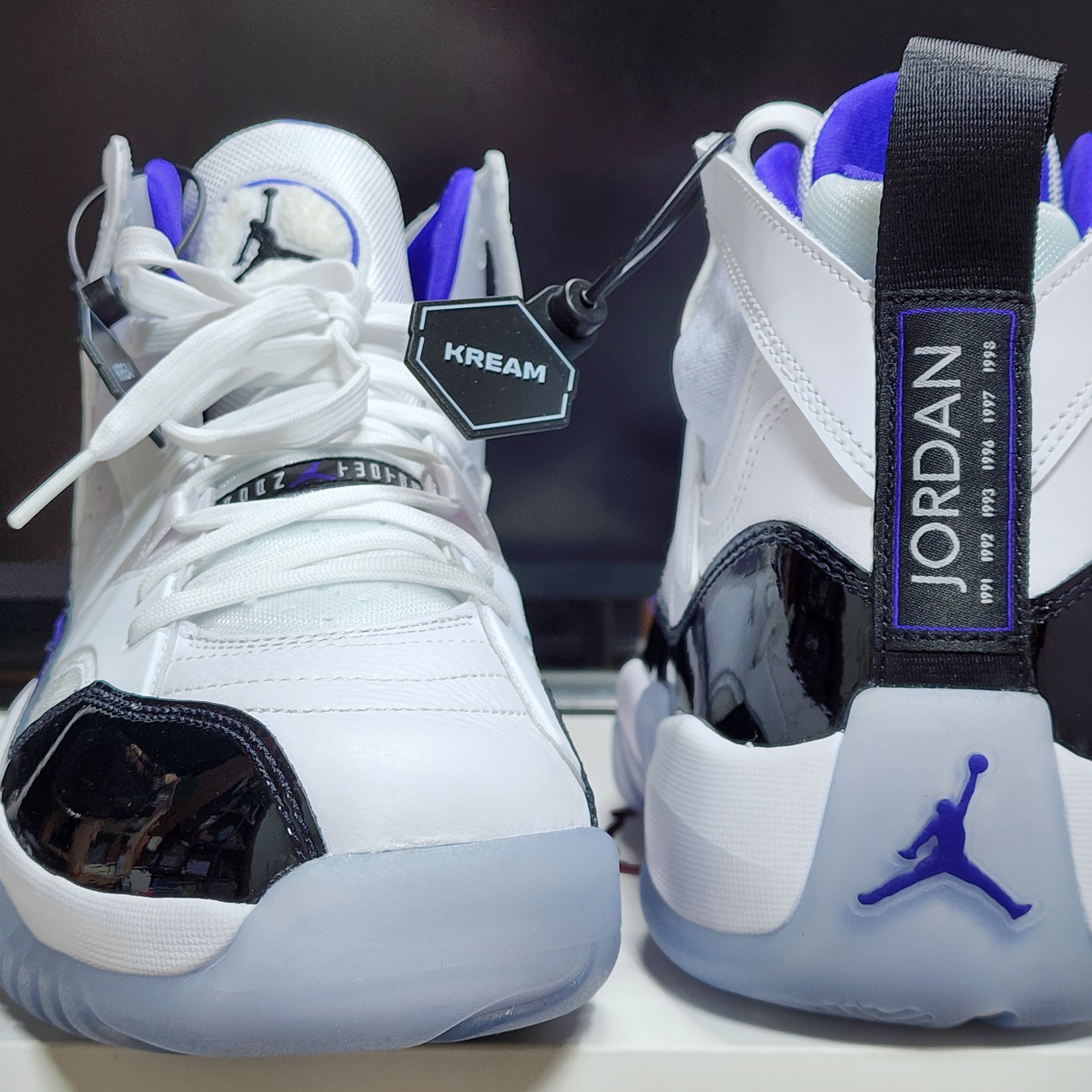 Jordan Jumpman Two Trey Dark Concord 착용 스타일
