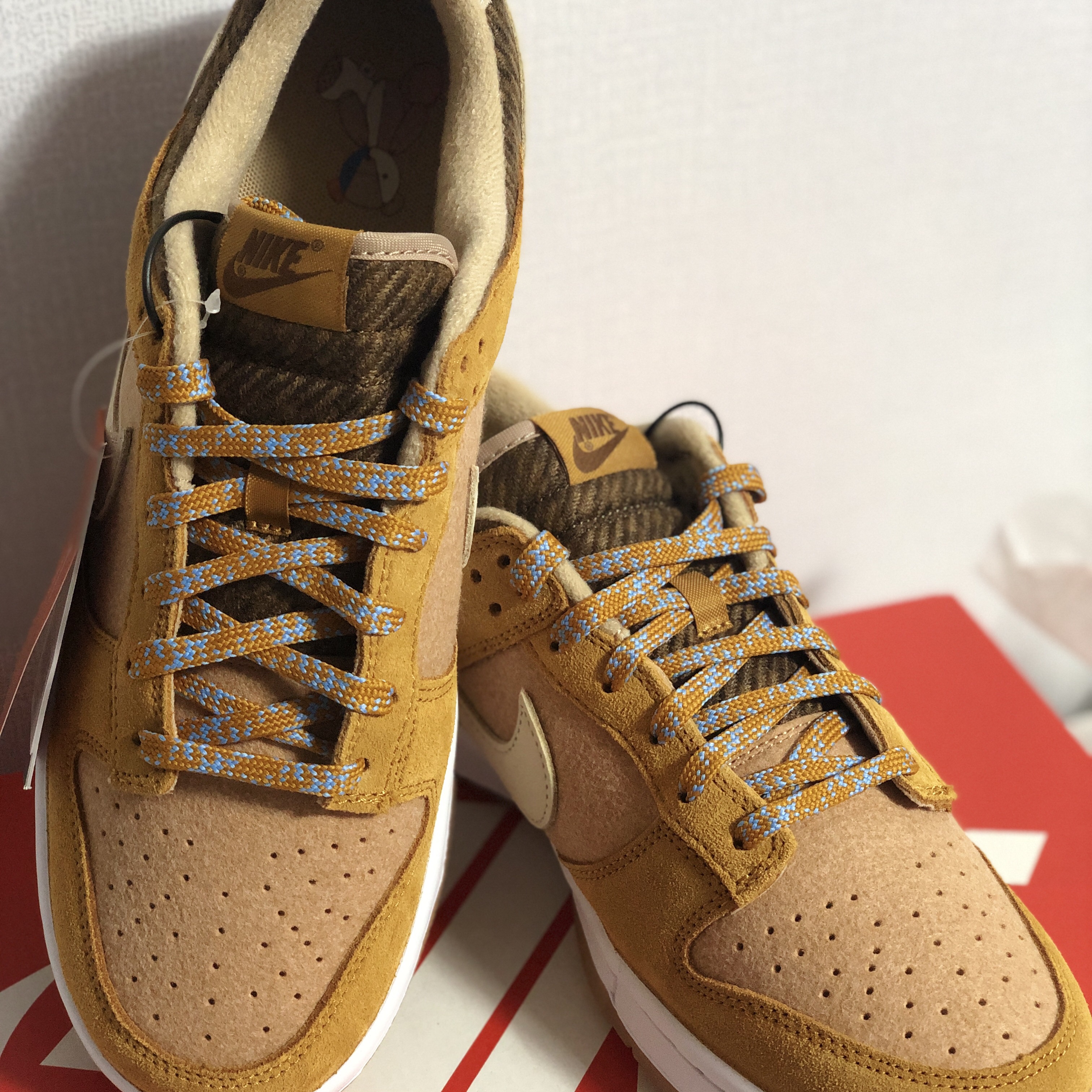 Nike Dunk Low SE Praline Desert Ochre 착용 스타일 - 4