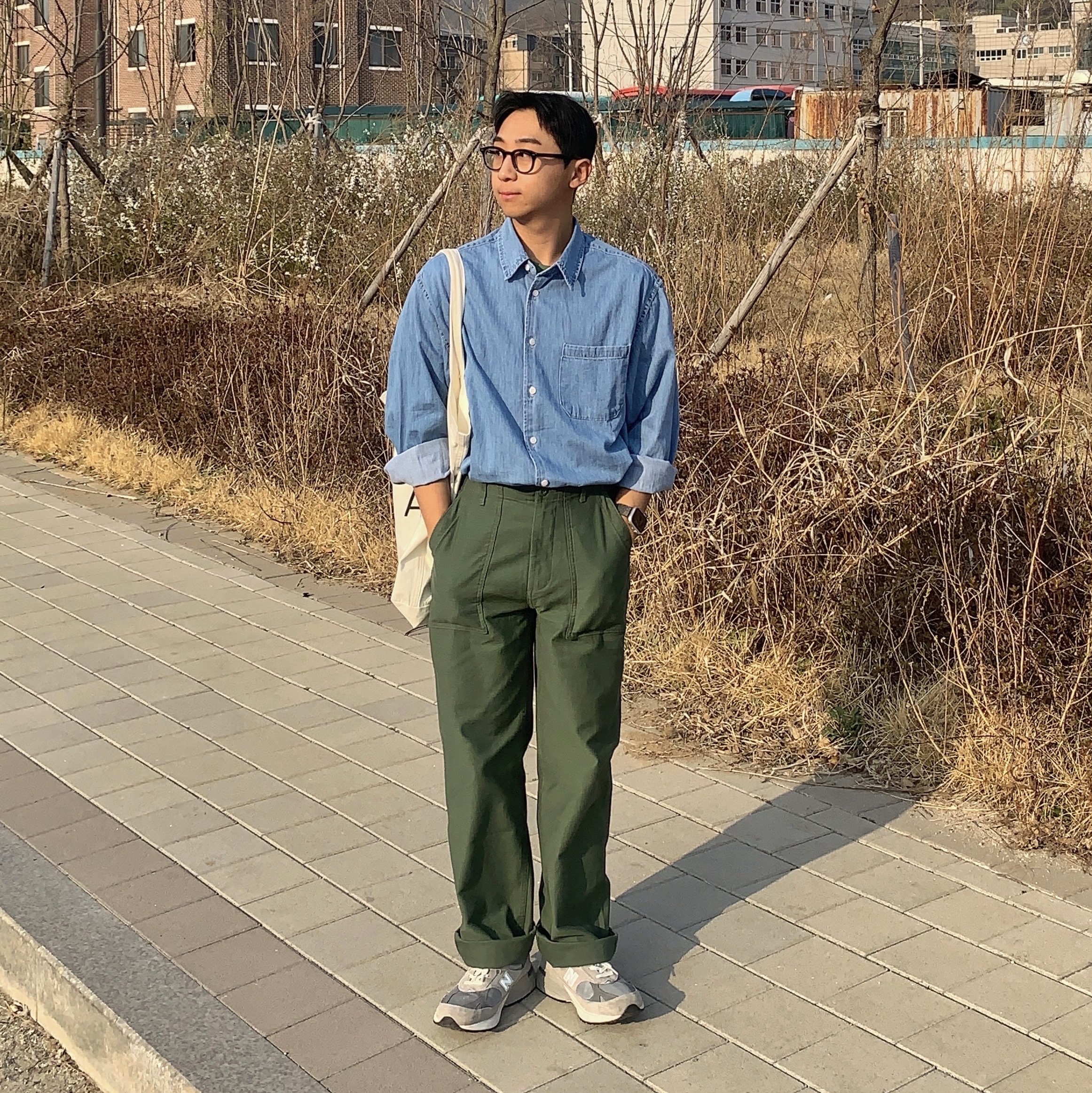 뉴발란스 993 메이드 인 USA 그레이 - D 스탠다드 착용 스타일 - 1