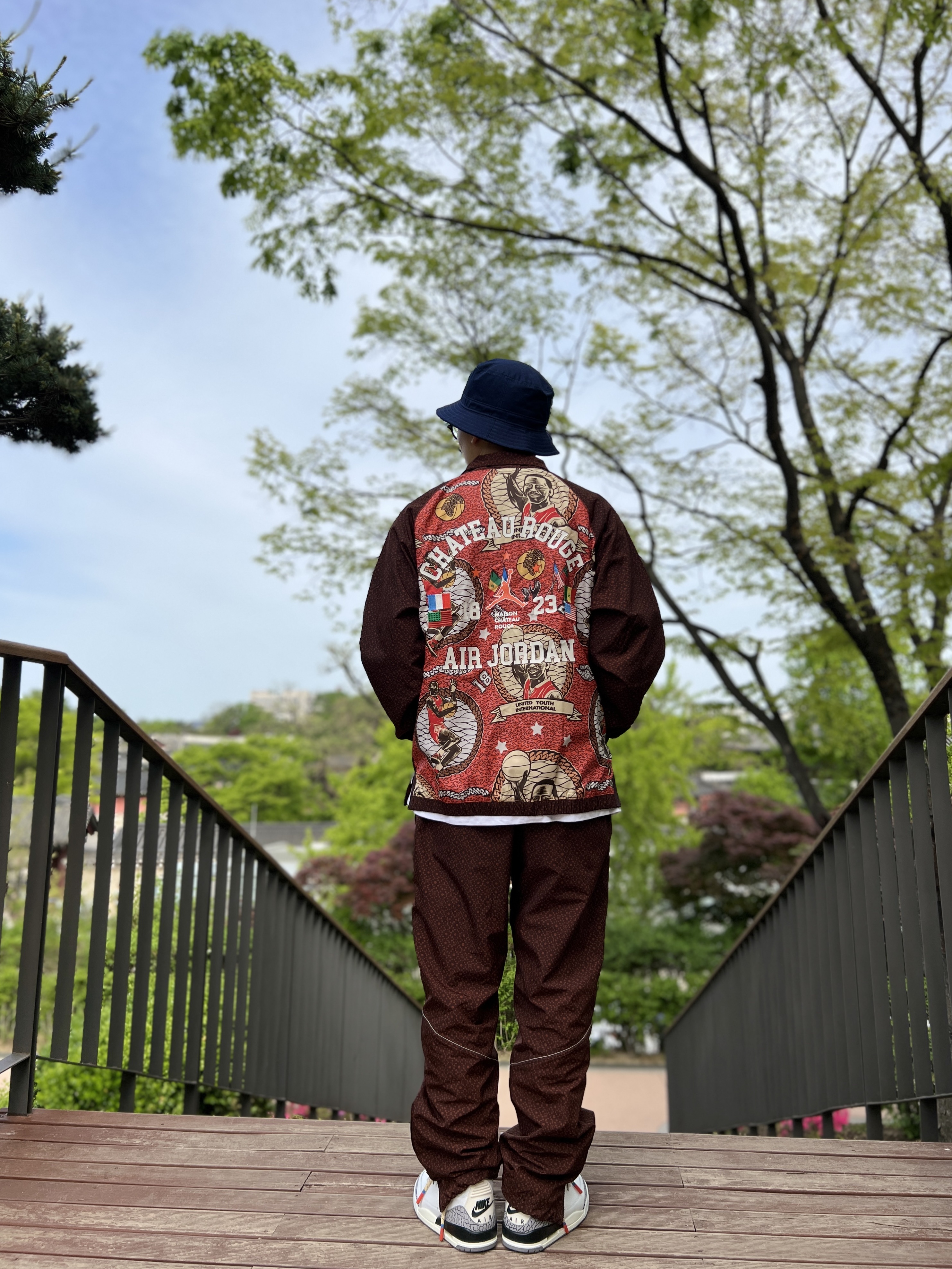 Jordan x Maison Chateau Rouge Woven Jacket Cinnamon - US/EU, Jordan x Maison Chateau Rouge Woven Pants Cinnamon - Asia 착용 스타일
