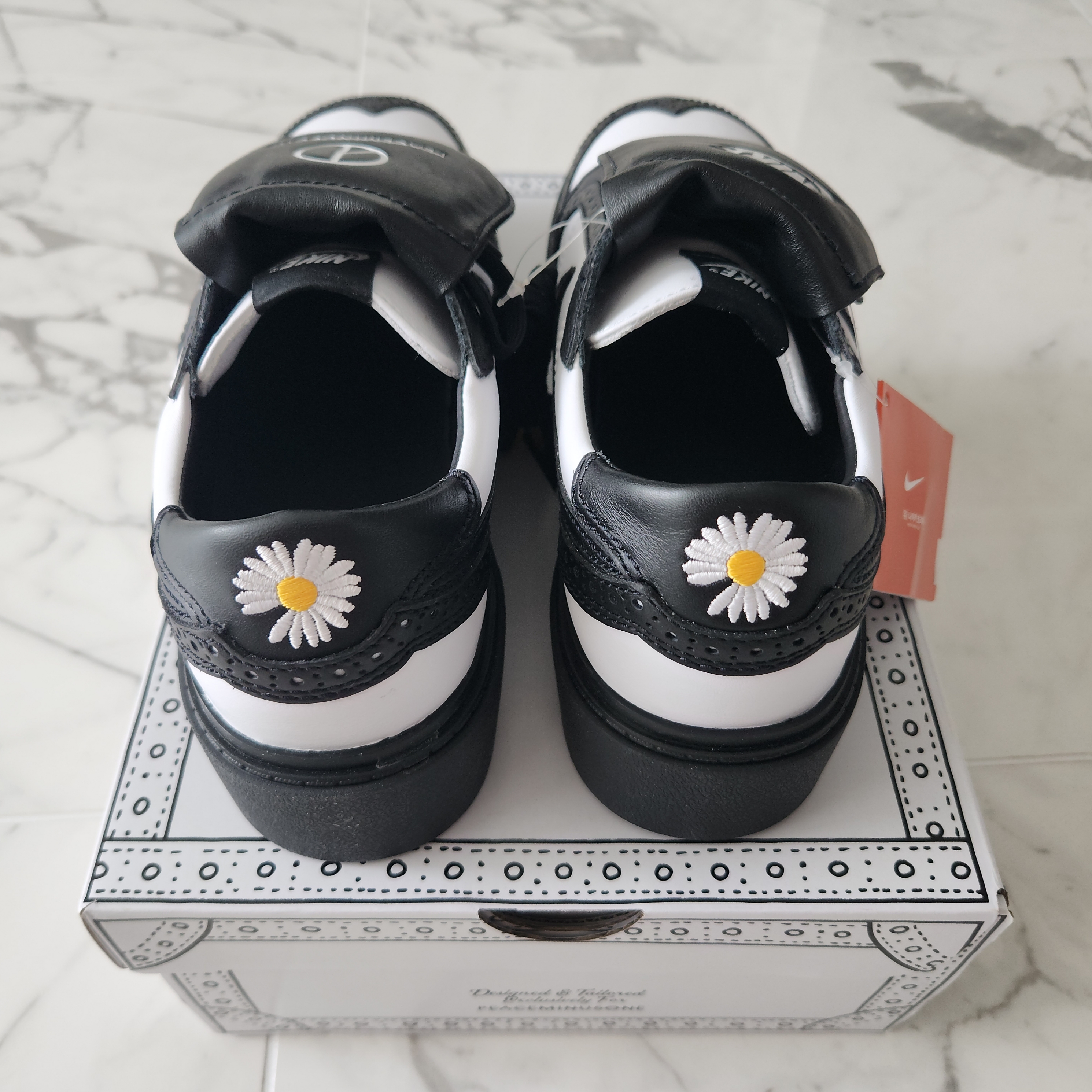 Nike x Peaceminusone Kwondo1 Black and White 착용 스타일 - 2