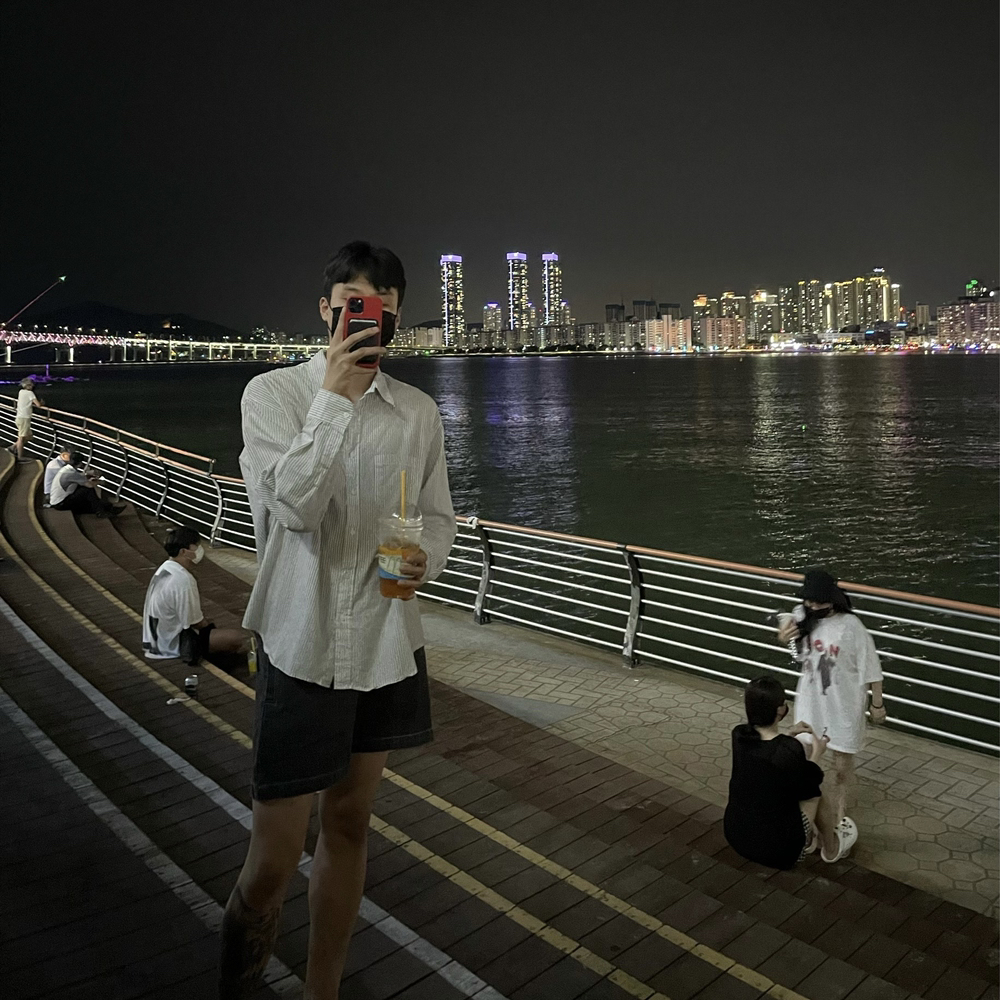 KREAM 프로필 이미지