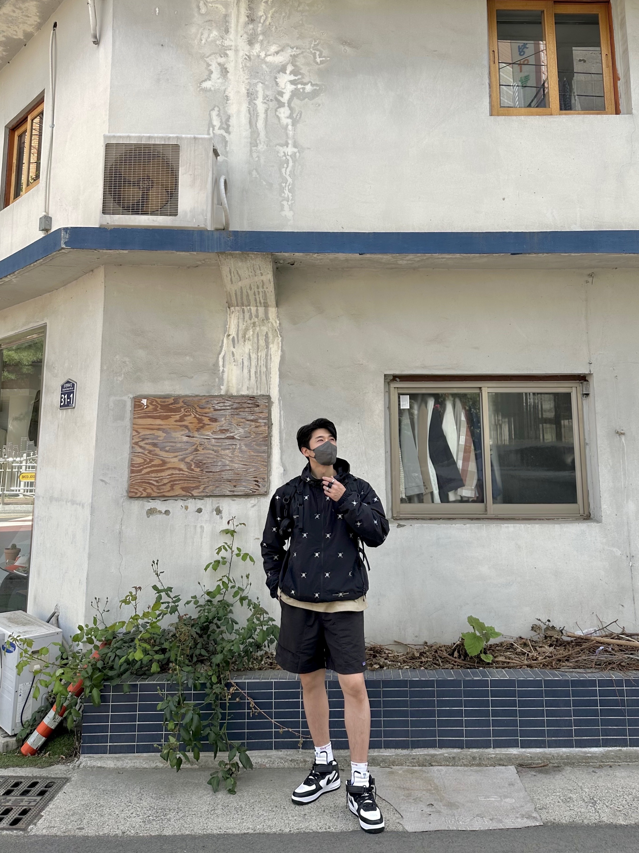 구찌 씬 실버 링 펠린 헤드 실버 에이지드 다크 피니쉬, 구찌 더블 G 링 실버 착용 스타일 - 2