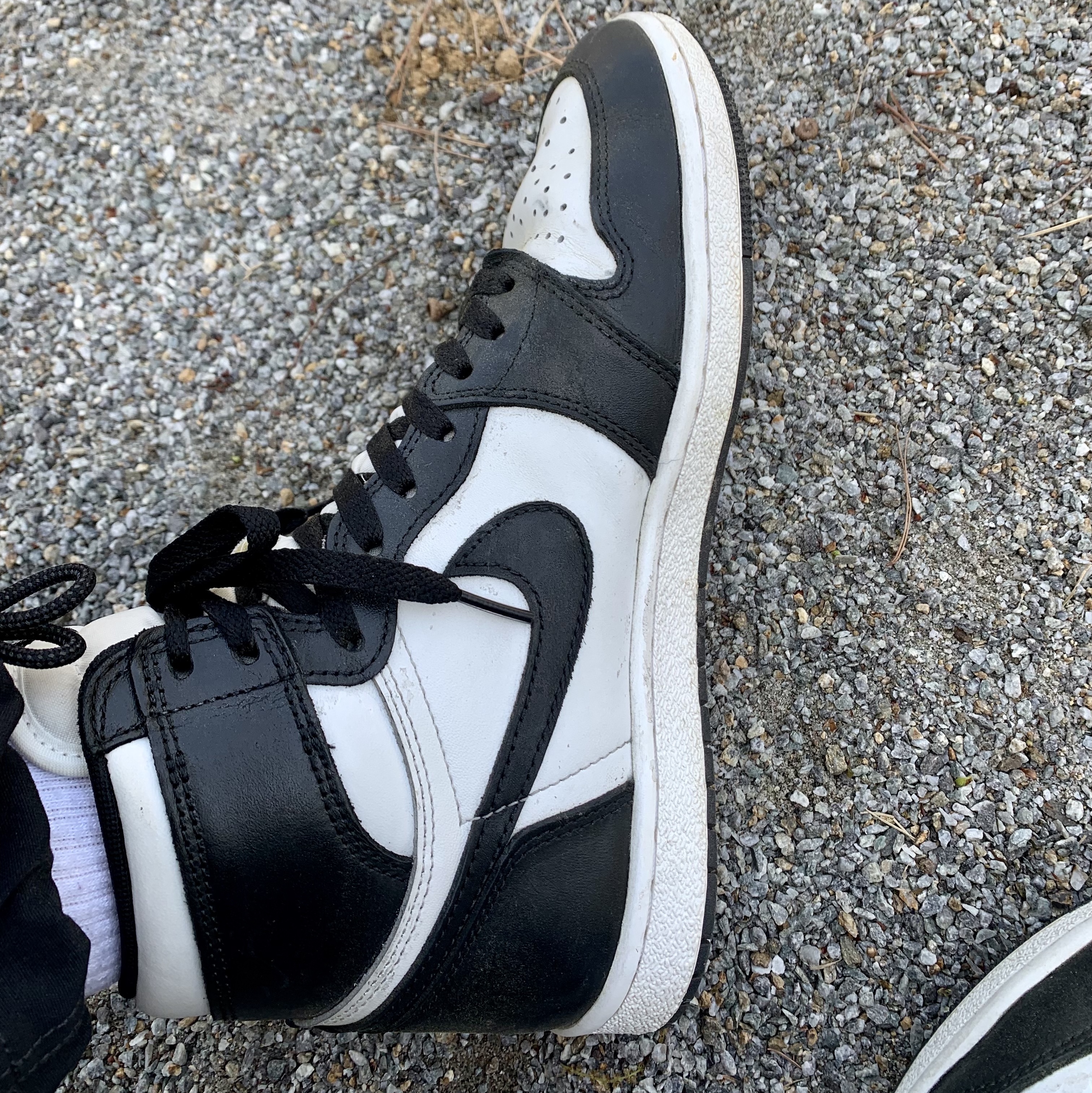 Jordan 1 High 85 Black White 착용 스타일