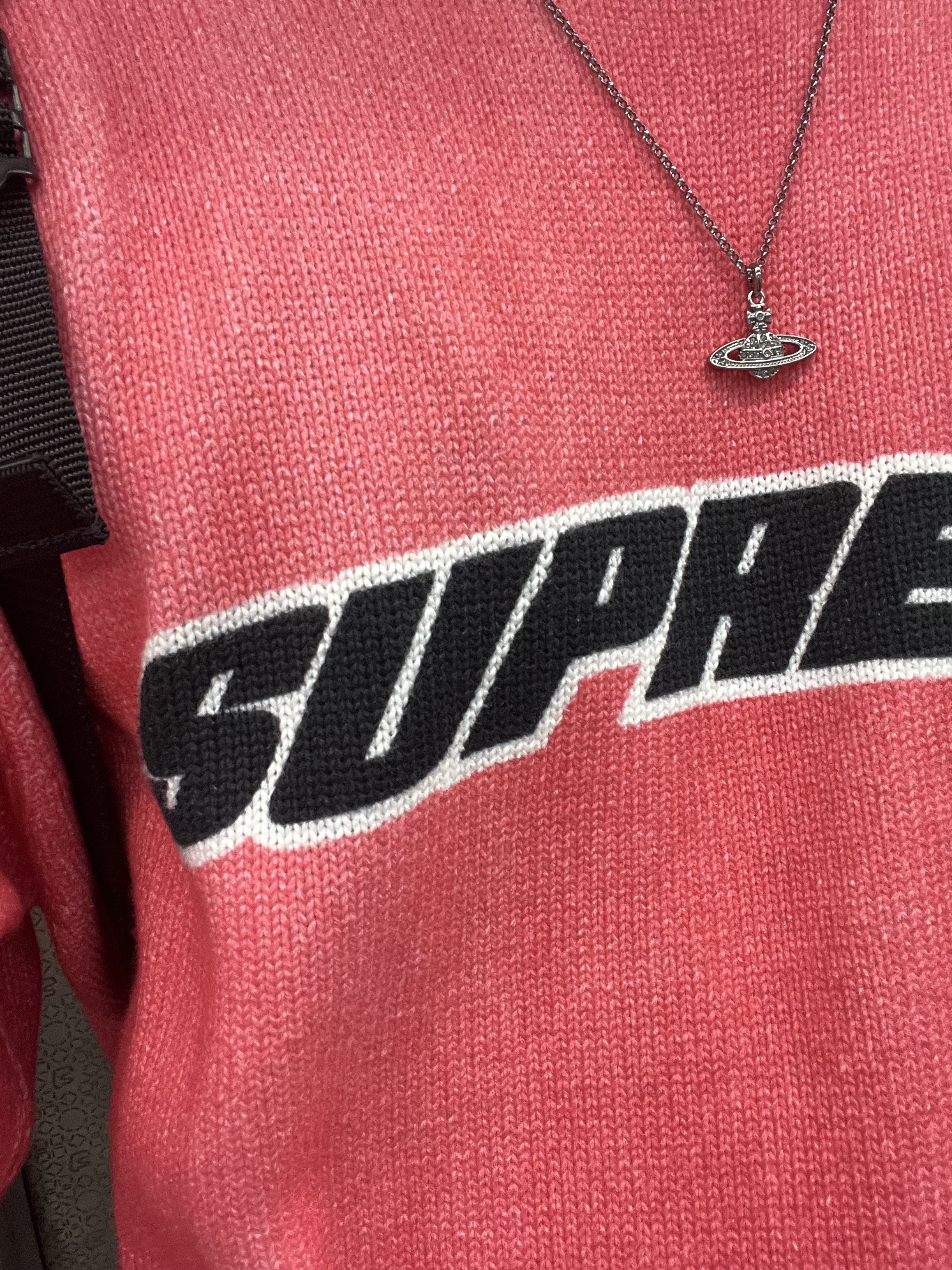 Supreme Printed Washed Sweater Pink - 23SS, Adidas Samba OG Cloud White 착용 스타일 - 2