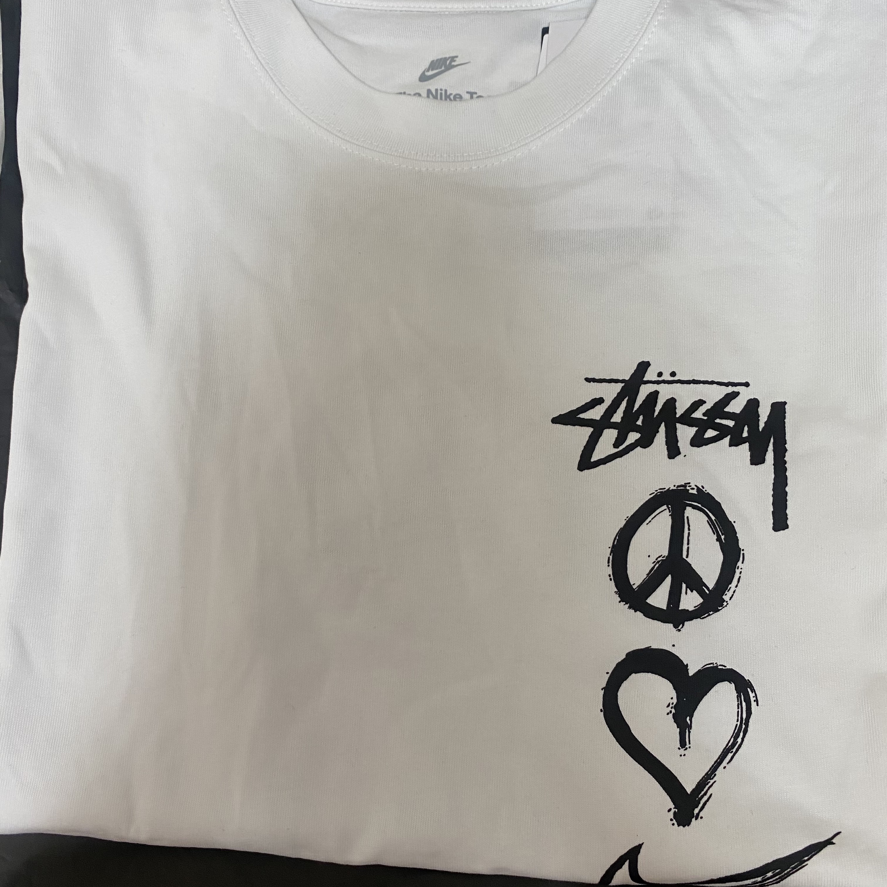 Nike x Stussy NRG RA T-Shirt Summit White (DM4942-121) 착용 스타일
