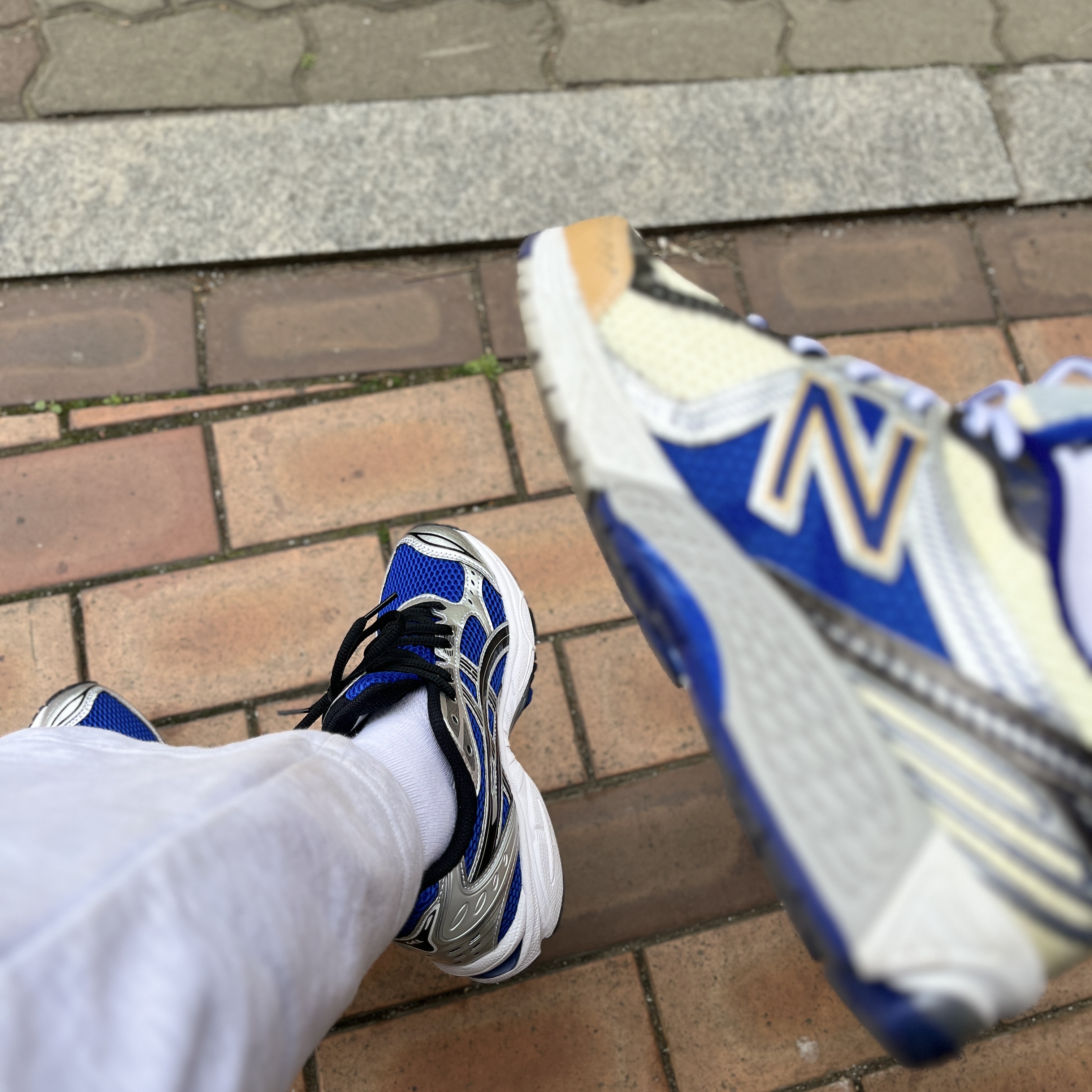 Asics Gel-Kayano 14 Monaco Blue Black 착용 스타일