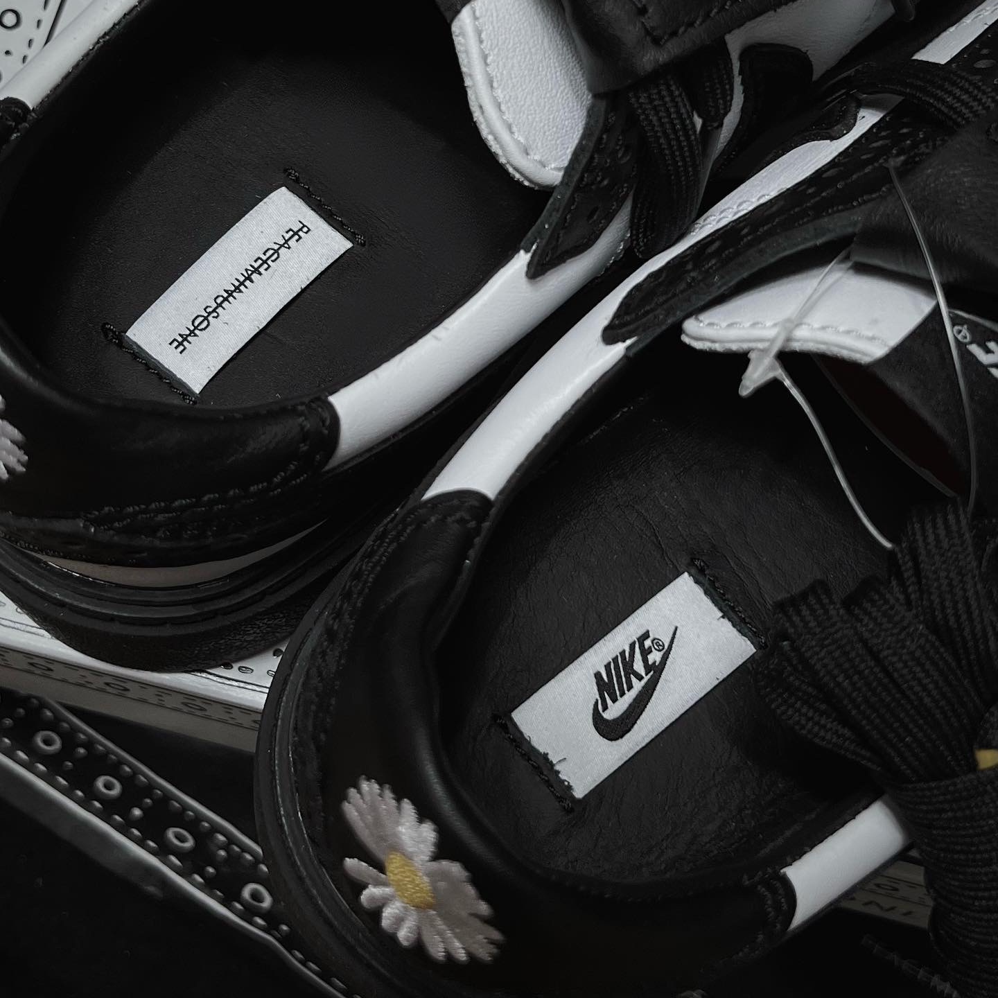 Nike x Peaceminusone Kwondo1 Black and White 착용 스타일 - 5