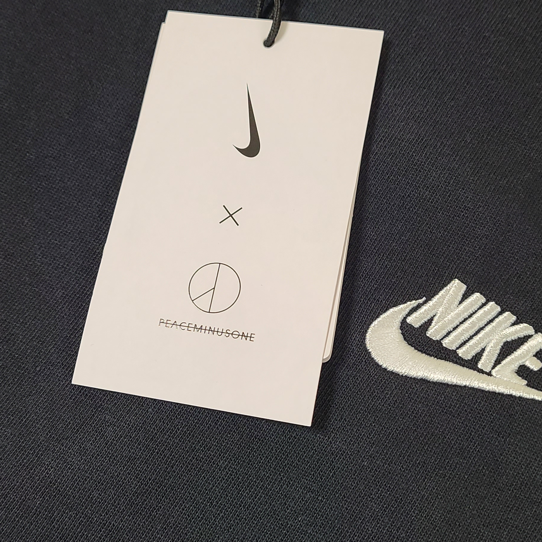 Nike x Peaceminusone LS T-Shirt Black (DR0098-010) 착용 스타일