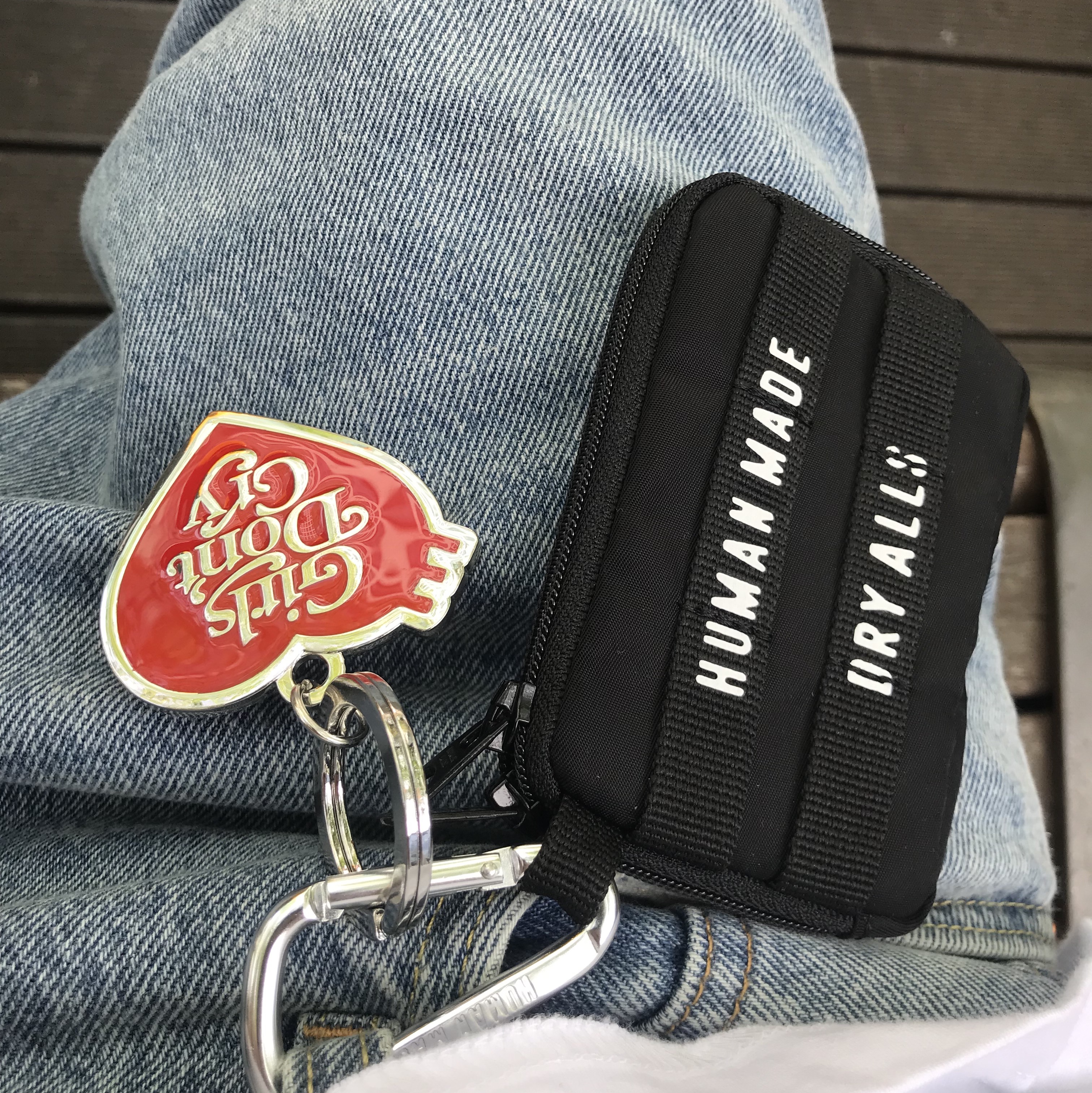 Human Made Military Card Case Black, Human Made x Verdy Girls Don't Cry Keyring Red 착용 스타일