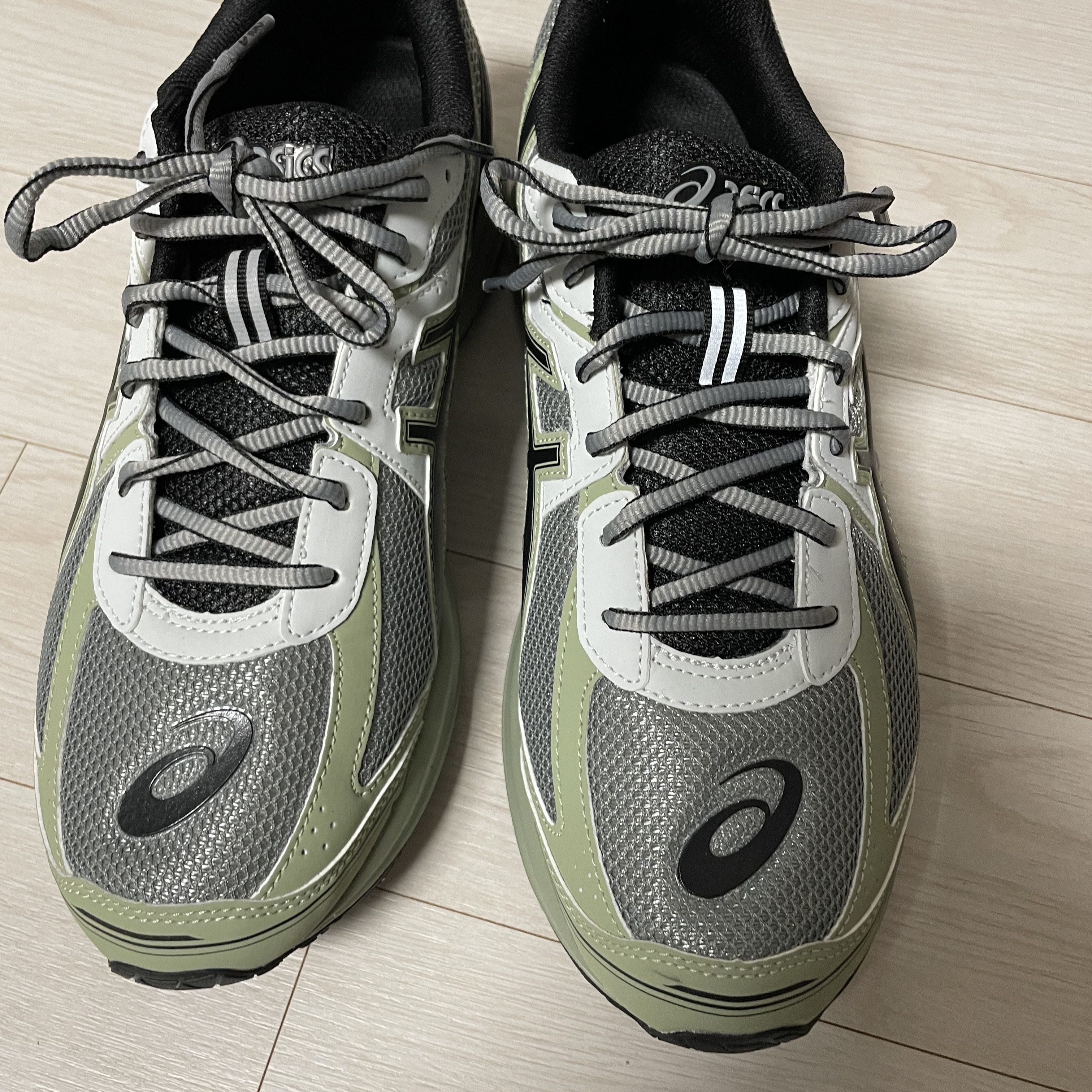 Asics Jog 100 S Sheet Rock - 2E Wide 착용 스타일
