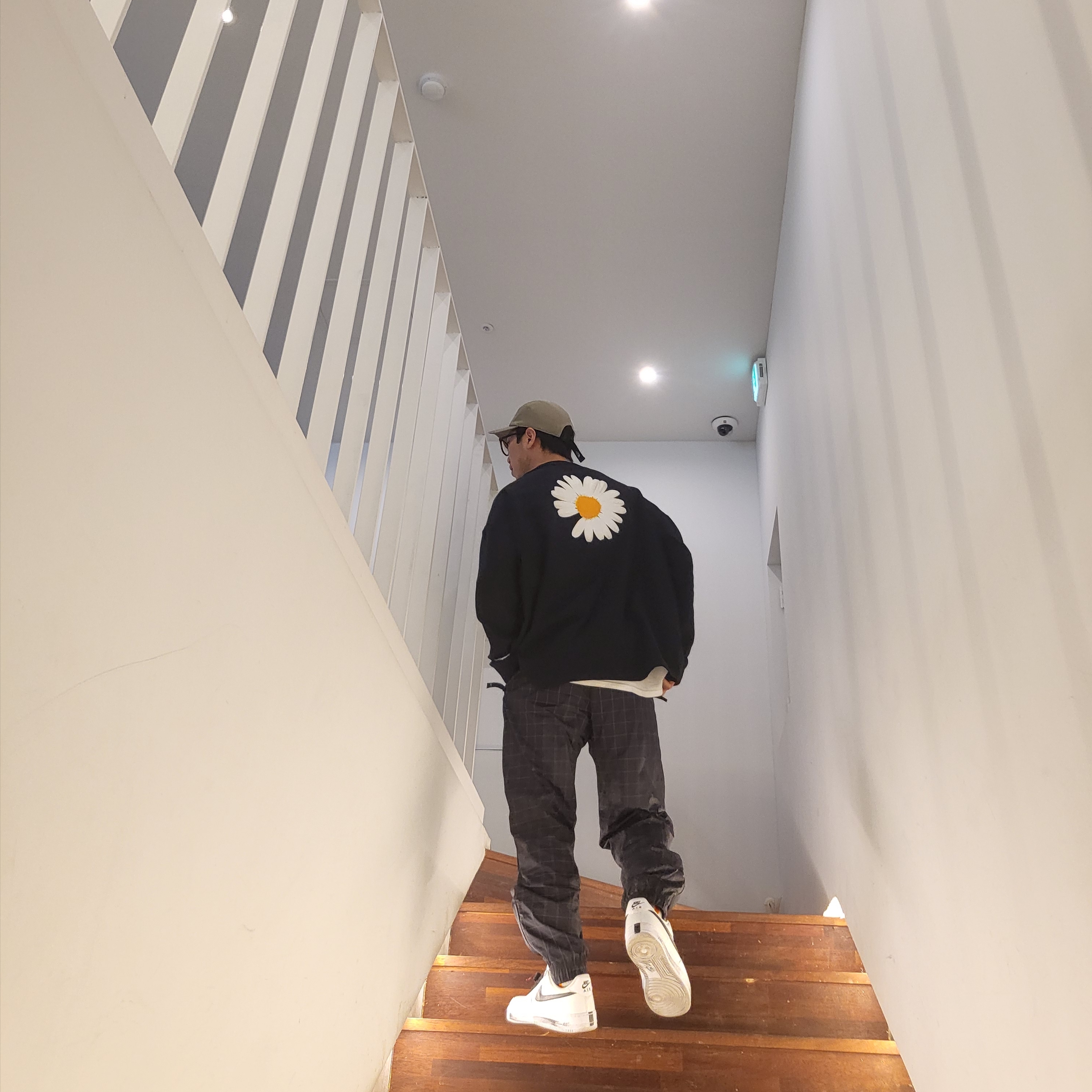 Nike x Peaceminusone LS T-Shirt Black (DR0098-010), Nike x Peaceminusone Air Force 1 Low Para-Noise 2.0 착용 스타일 - 2