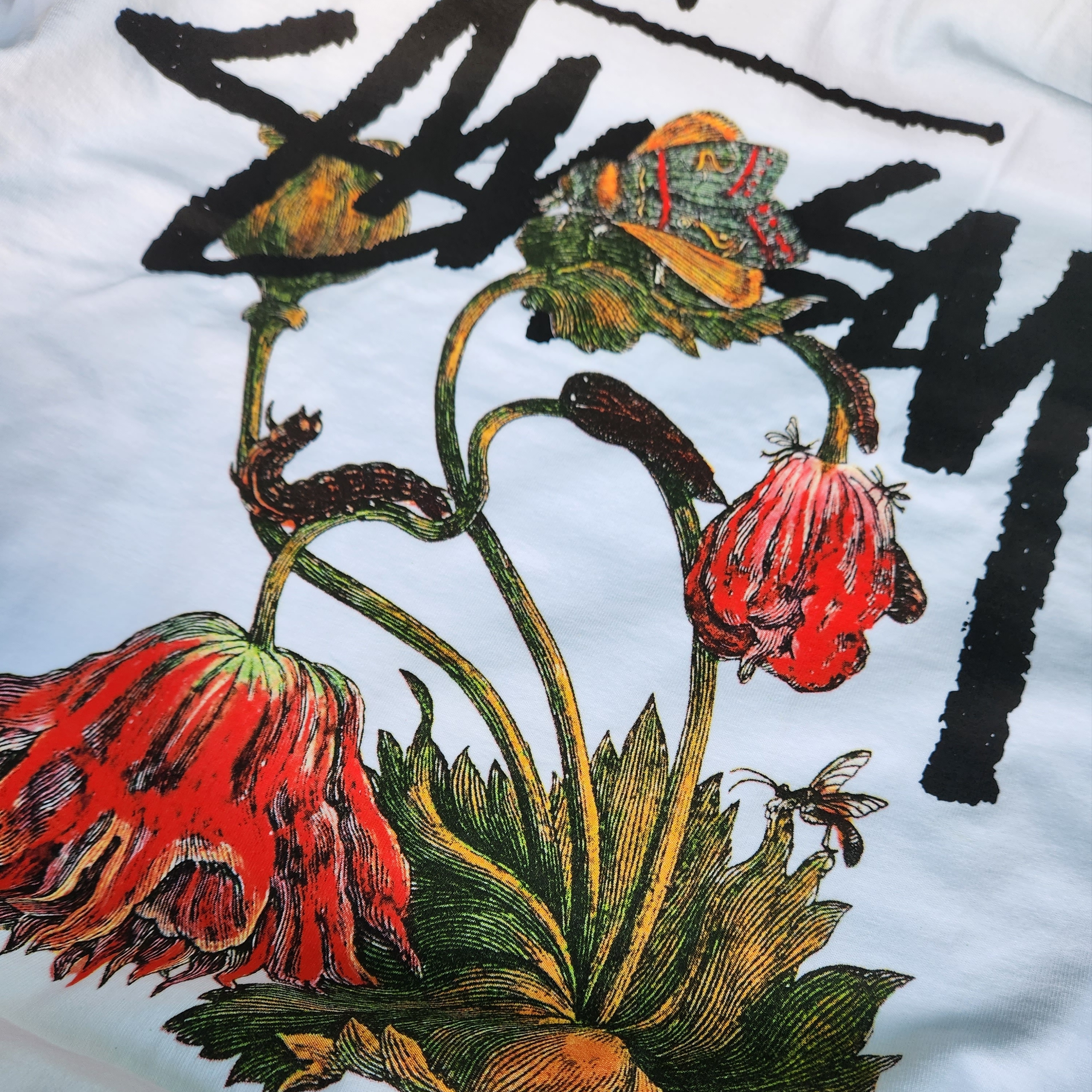 Stussy Withered Flower T-Shirt White 착용 스타일