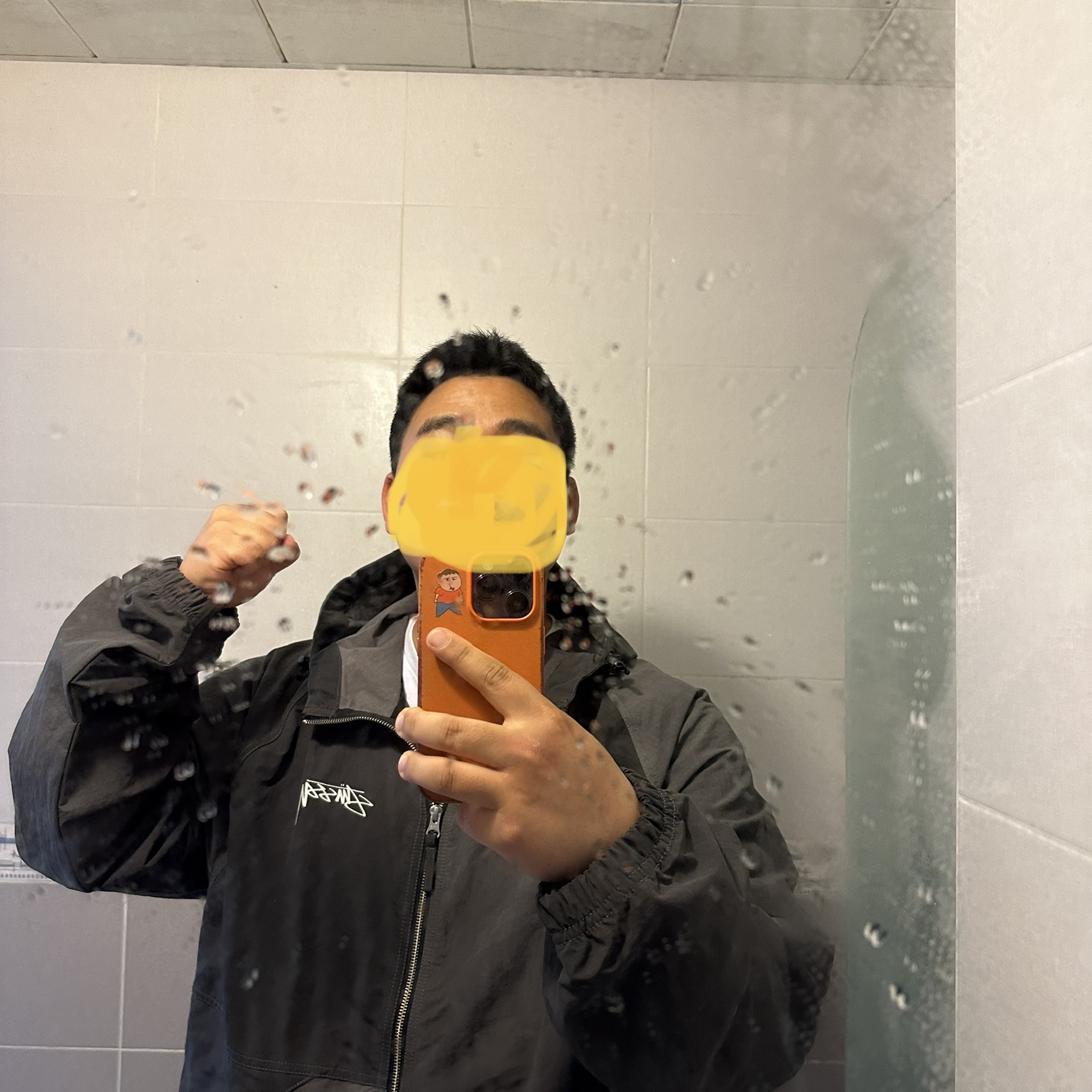 Stussy Wave Dye Beach Shell Jacket Black 착용 스타일