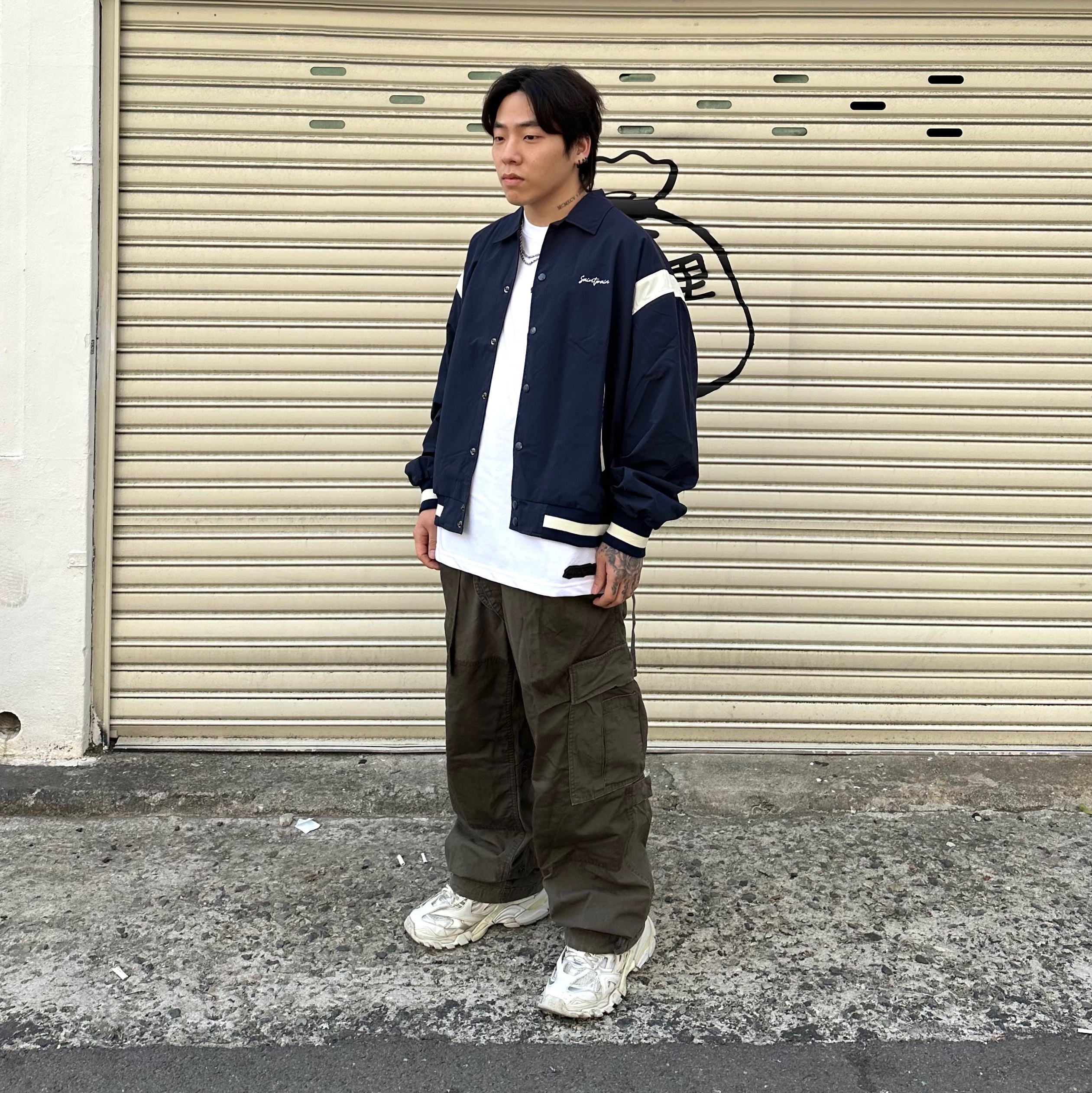 Balenciaga Track.2 Sneakers White Grey 착용 스타일 - 2