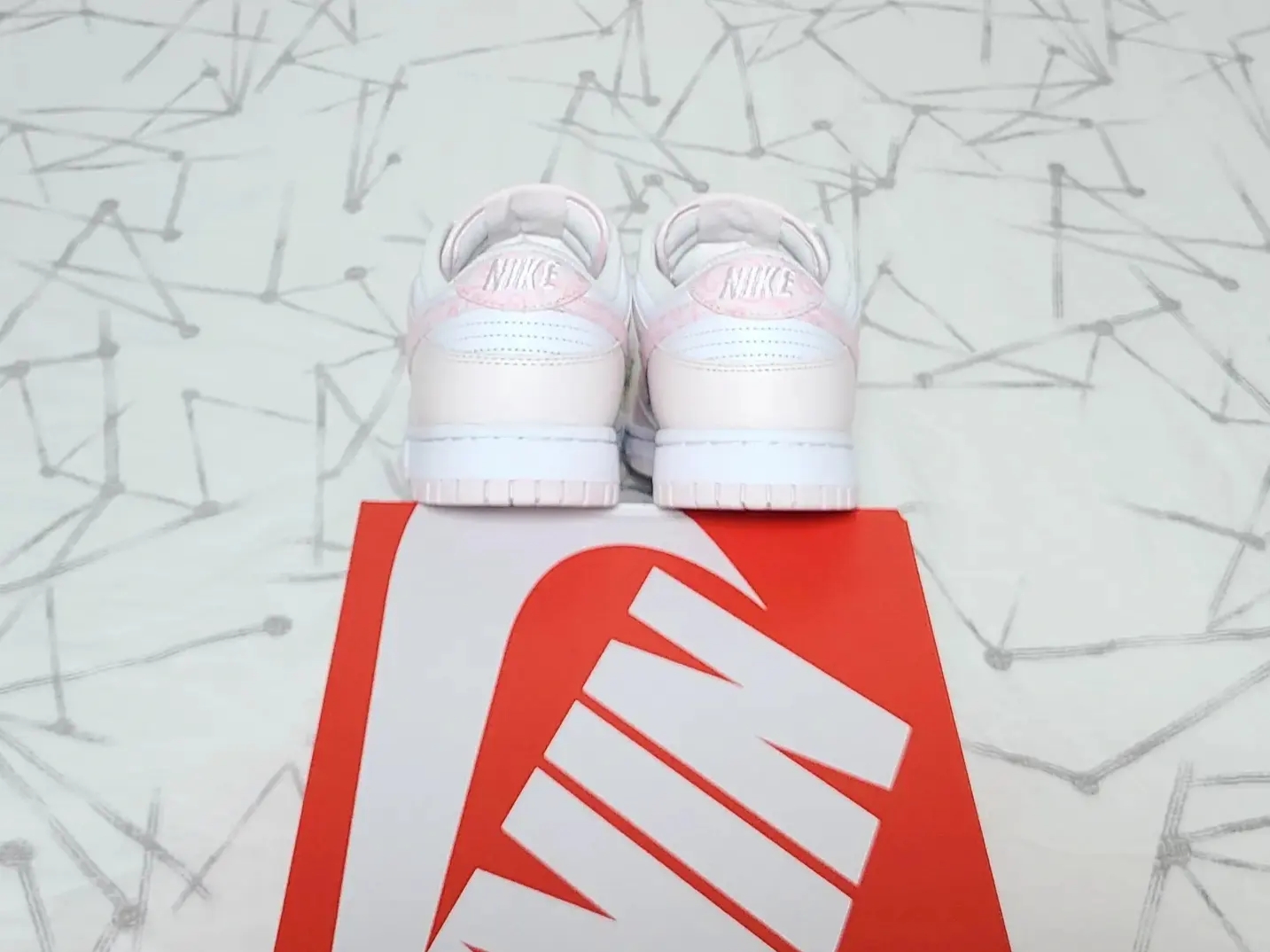 (W) Nike Dunk Low Pearl Pink 착용 스타일 - 5