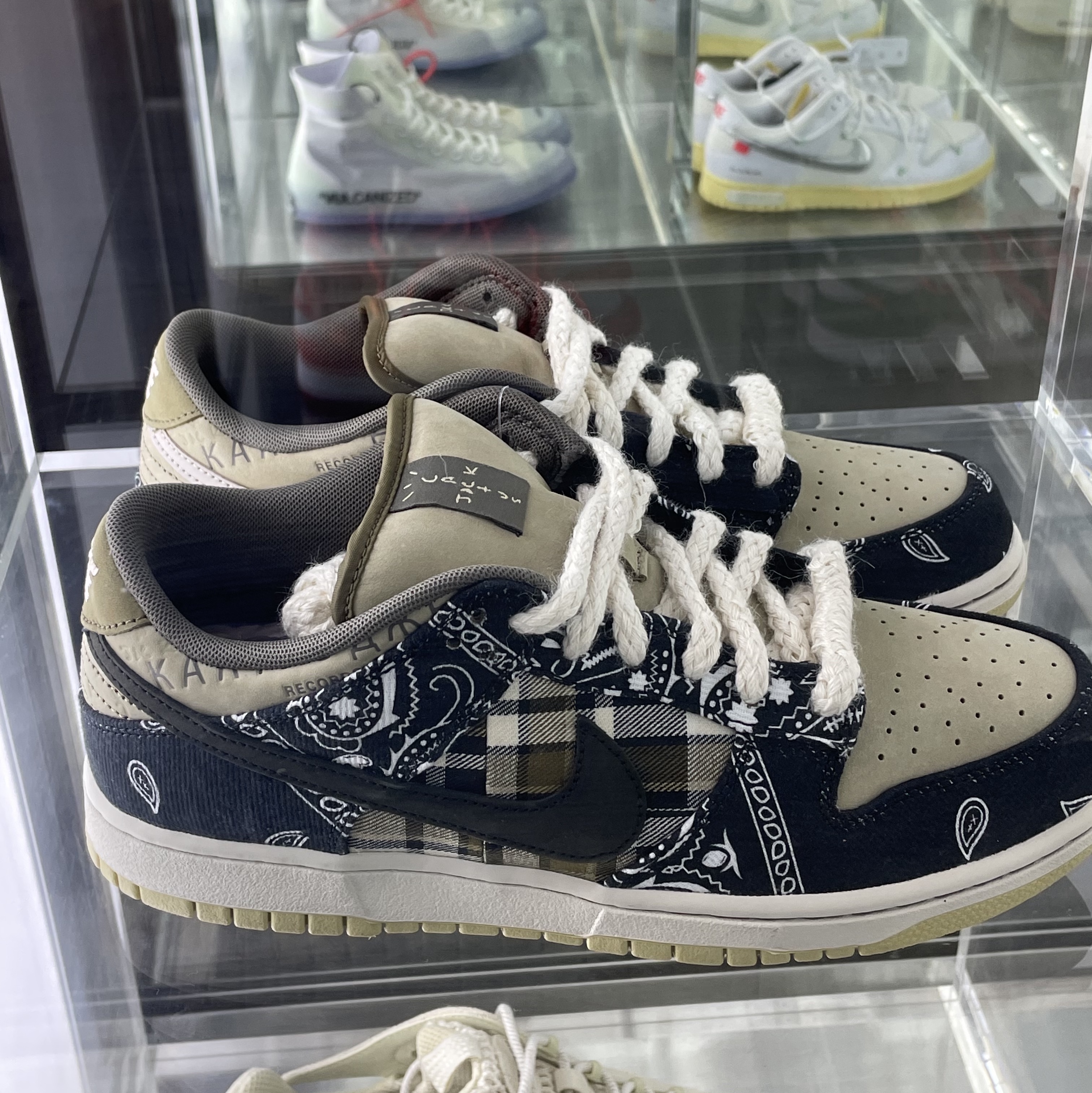 Nike x Travis Scott SB Dunk Low 착용 스타일