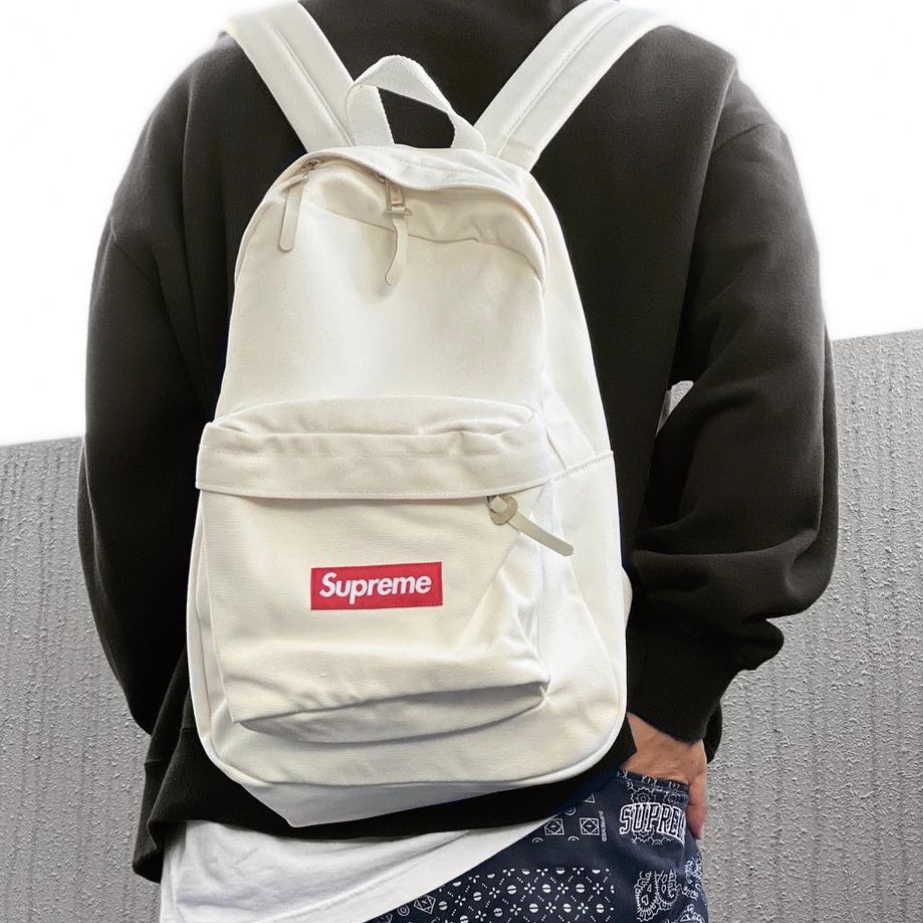 Supreme Canvas Backpack Black, Supreme Canvas Backpack White 착용 스타일 - 2