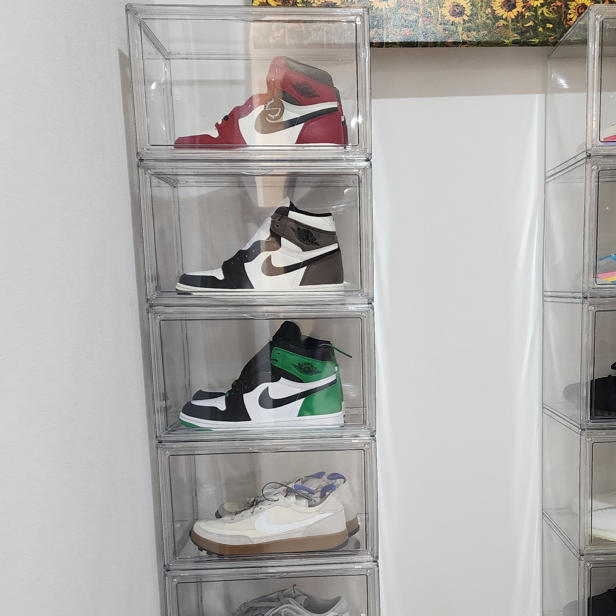 Jordan 1 Retro High OG Black and Lucky Green 착용 스타일