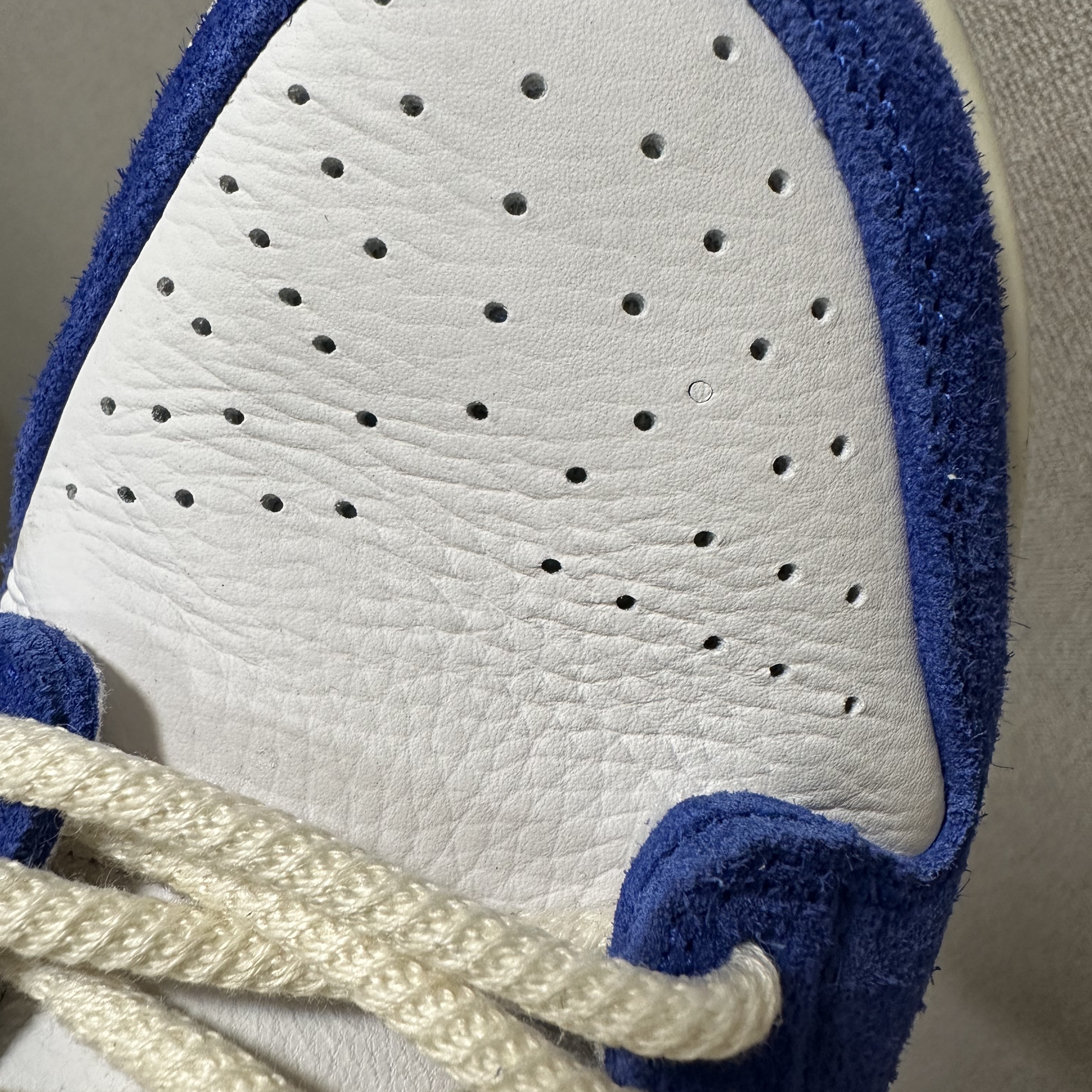 Nike x Fly Streetwear SB Dunk Low Pro Gardenia 착용 스타일 - 1