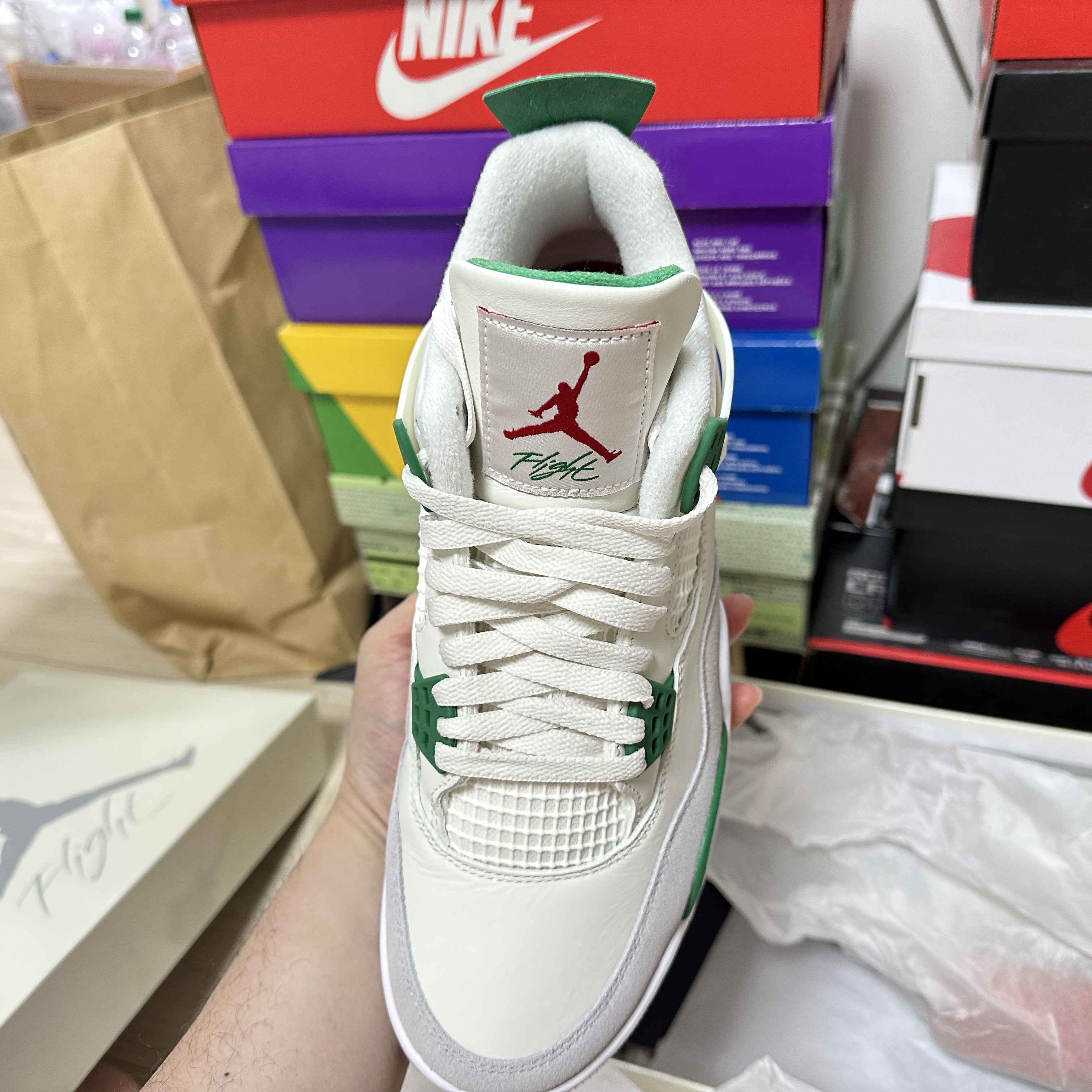 Jordan 4 x Nike SB Retro SP Pine Green 착용 스타일 - 4