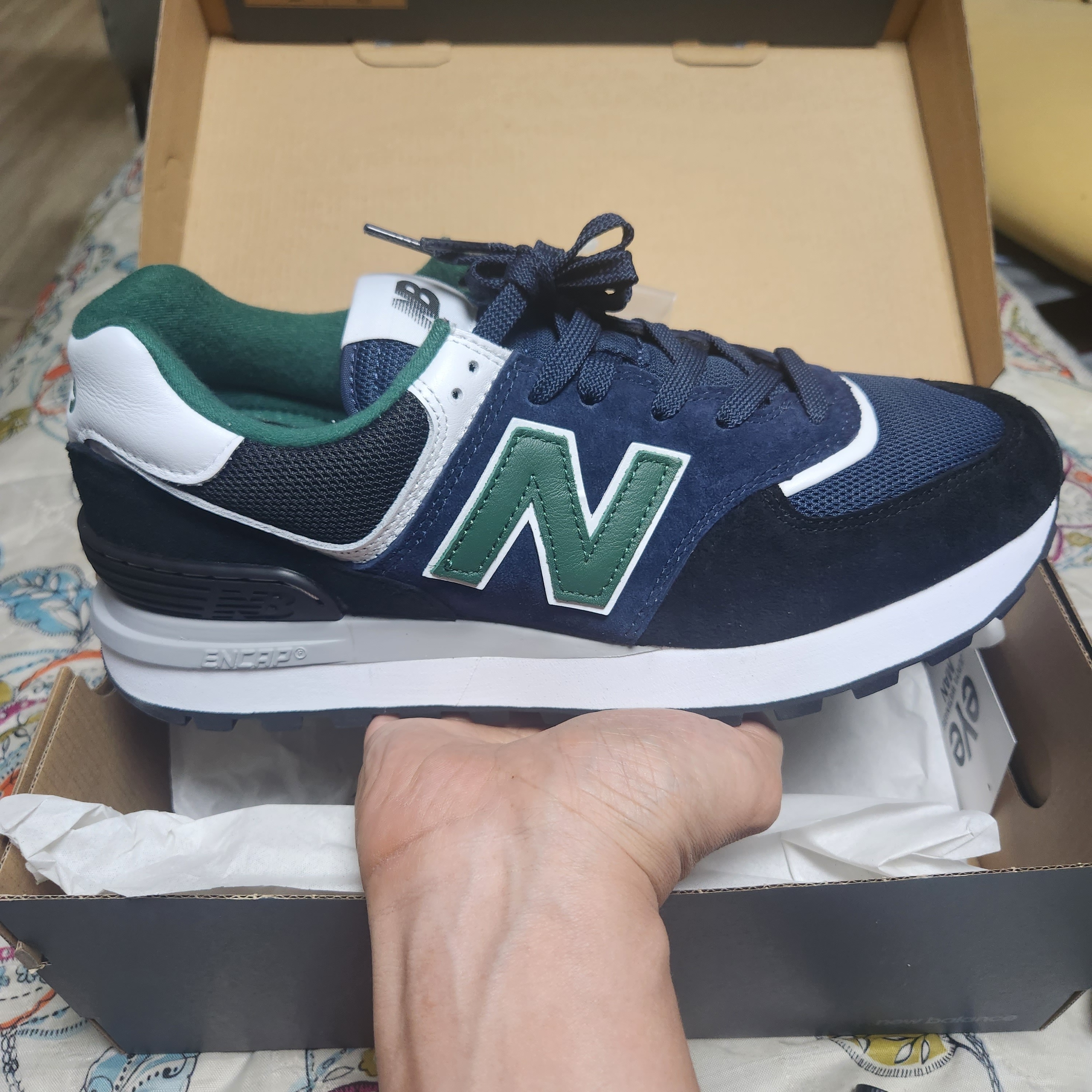 New Balance x Comme des Garcons Junya Watanabe Man 574 Legacy Navy Black 착용 스타일