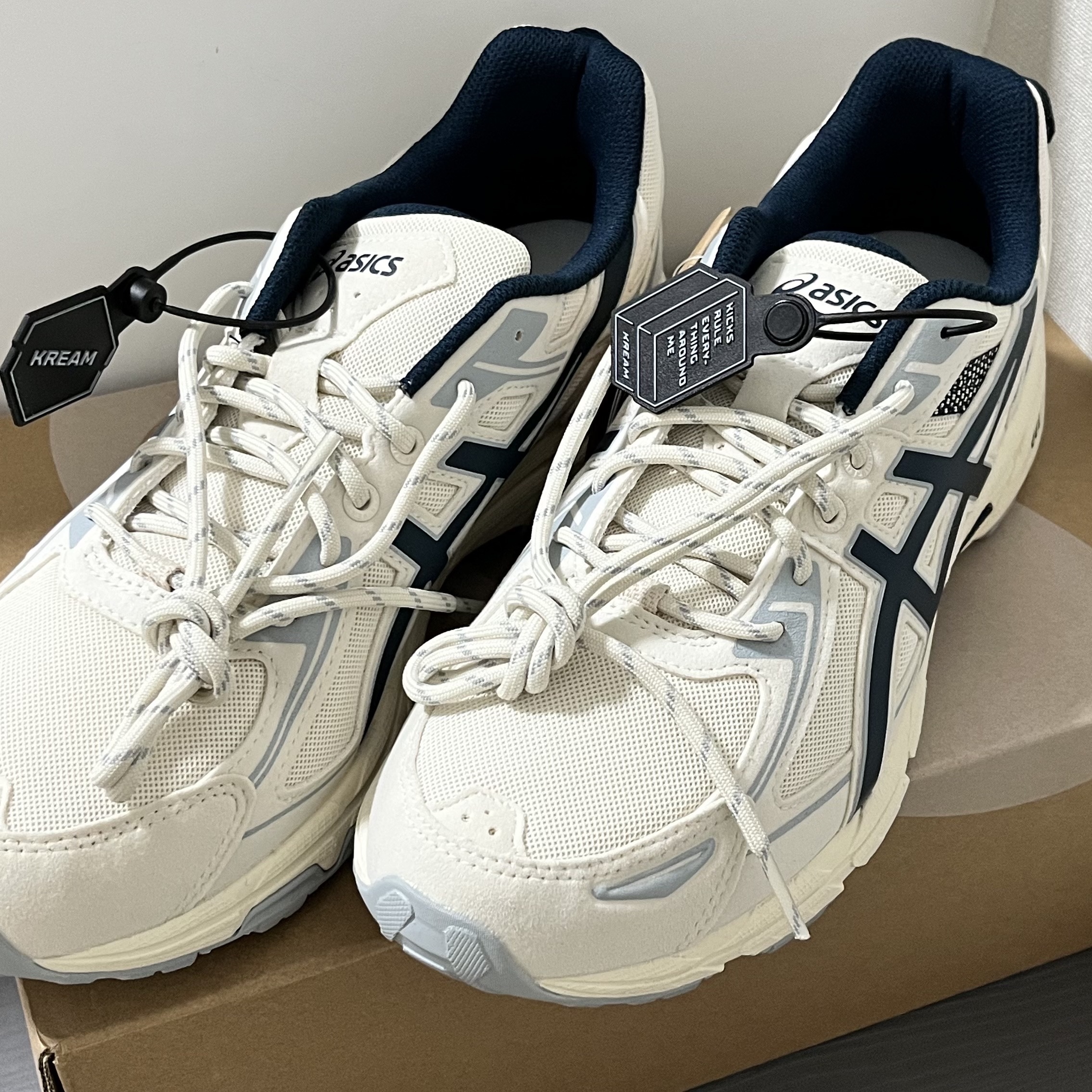 Asics Gel-Venture 6 SPS Birch French Blue 착용 스타일 - 3