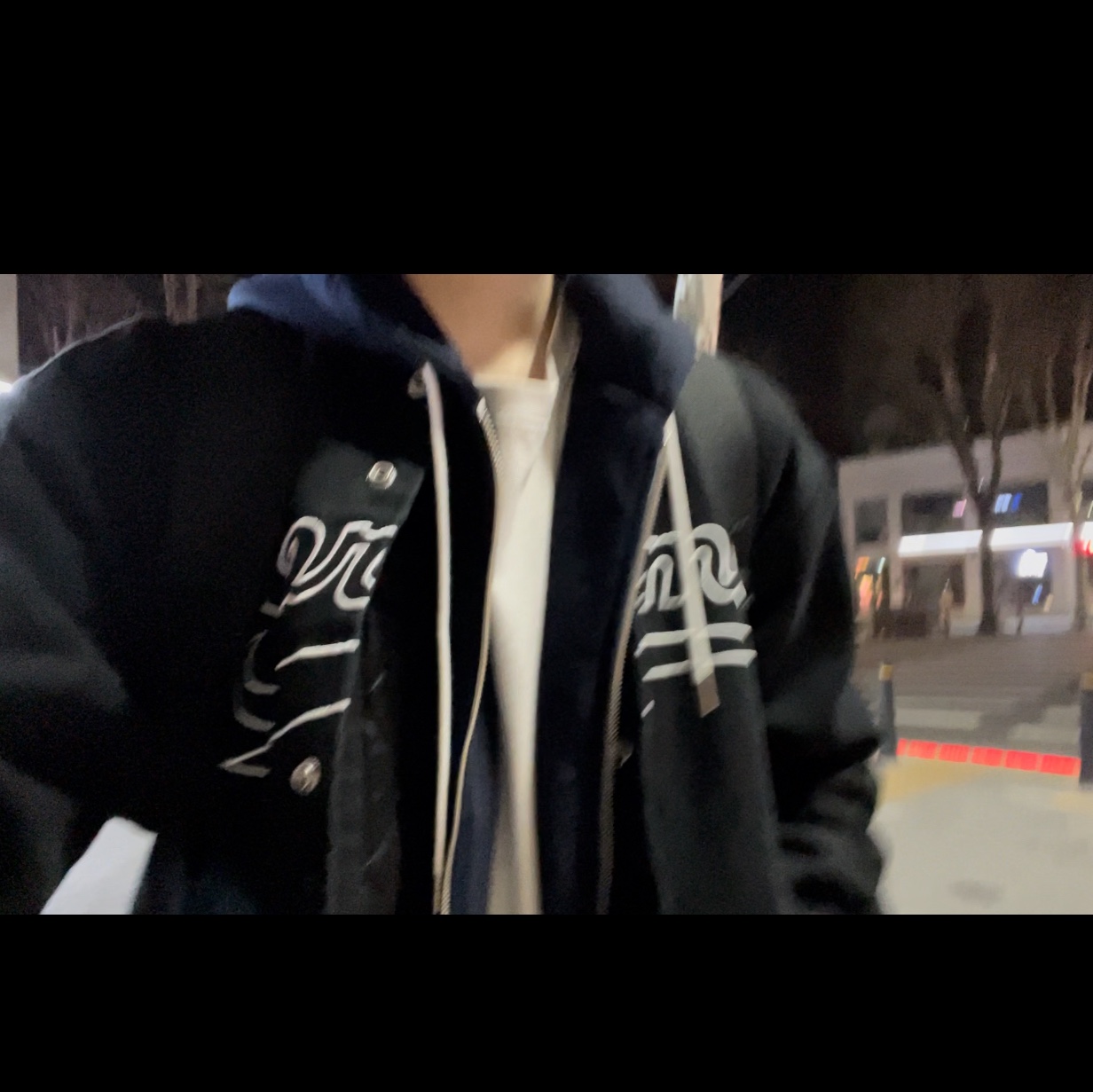 Supreme Mitchell & Ness Doughboy Twill Varsity Jacket Black - 22FW 착용 스타일