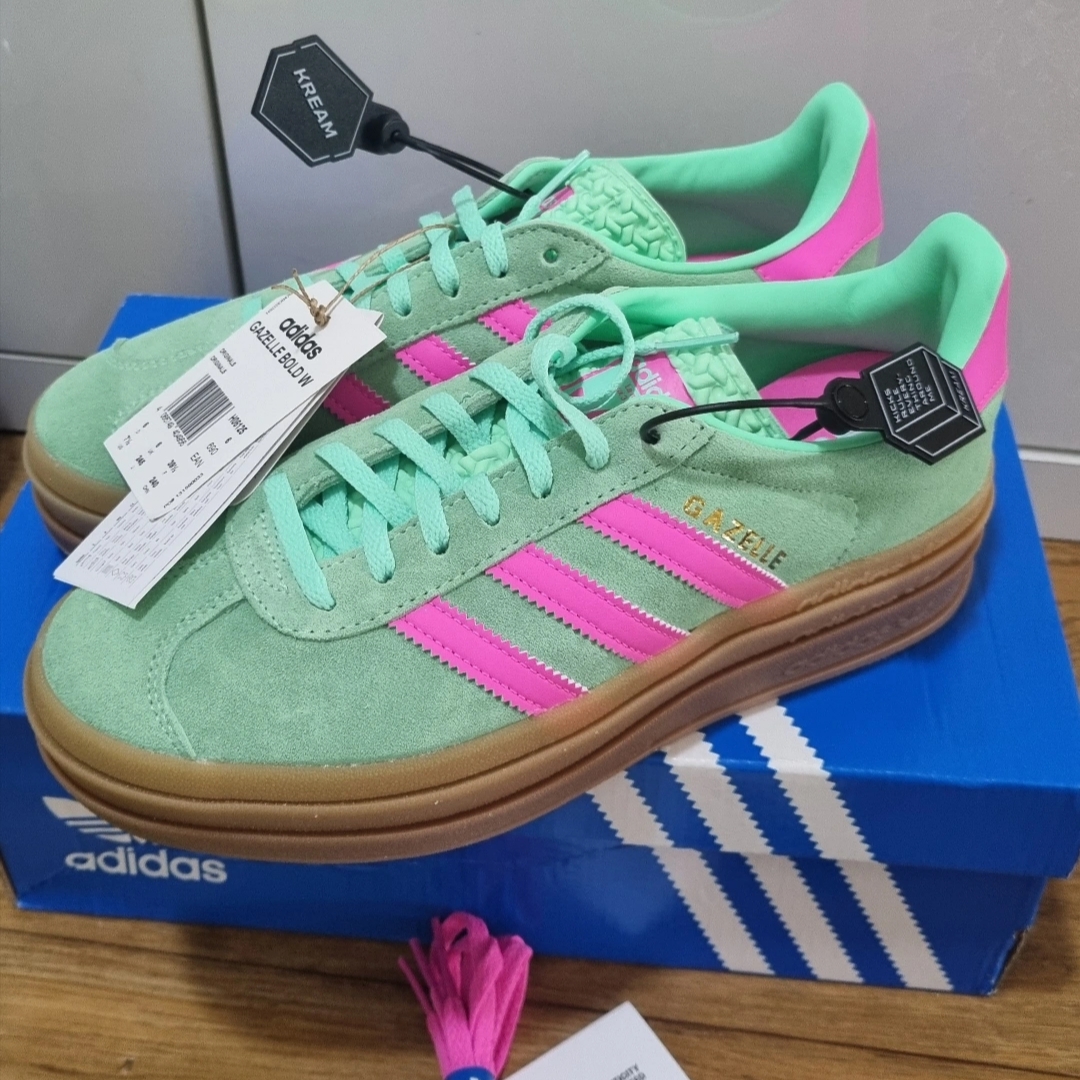 (W) Adidas Gazelle Bold Pulse Mint Pink 착용 스타일