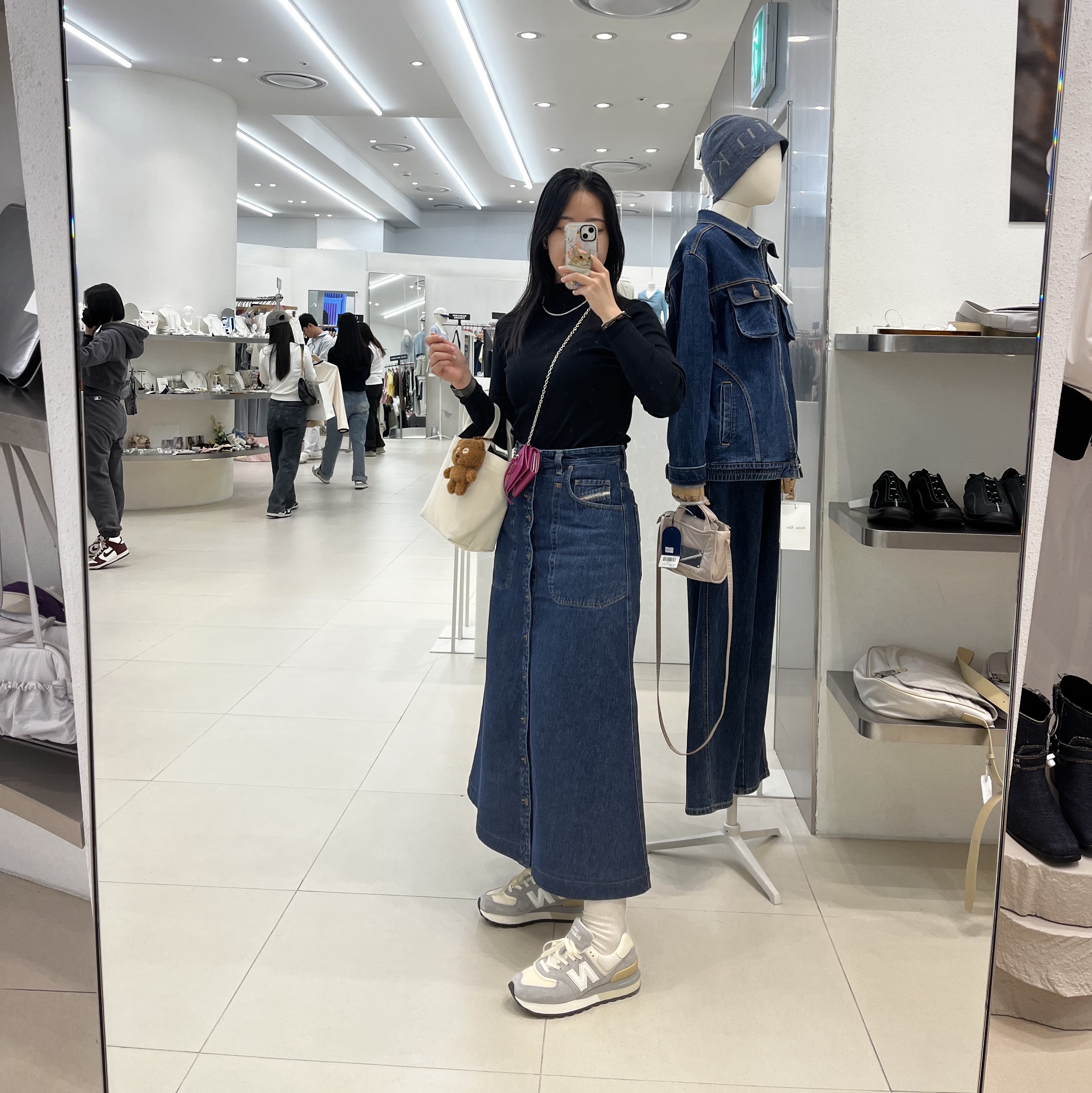 New Balance 574 Legacy Team Away Grey, (W) Diesel De-Albus-L A-Line Long Skirt Dark Blue 착용 스타일