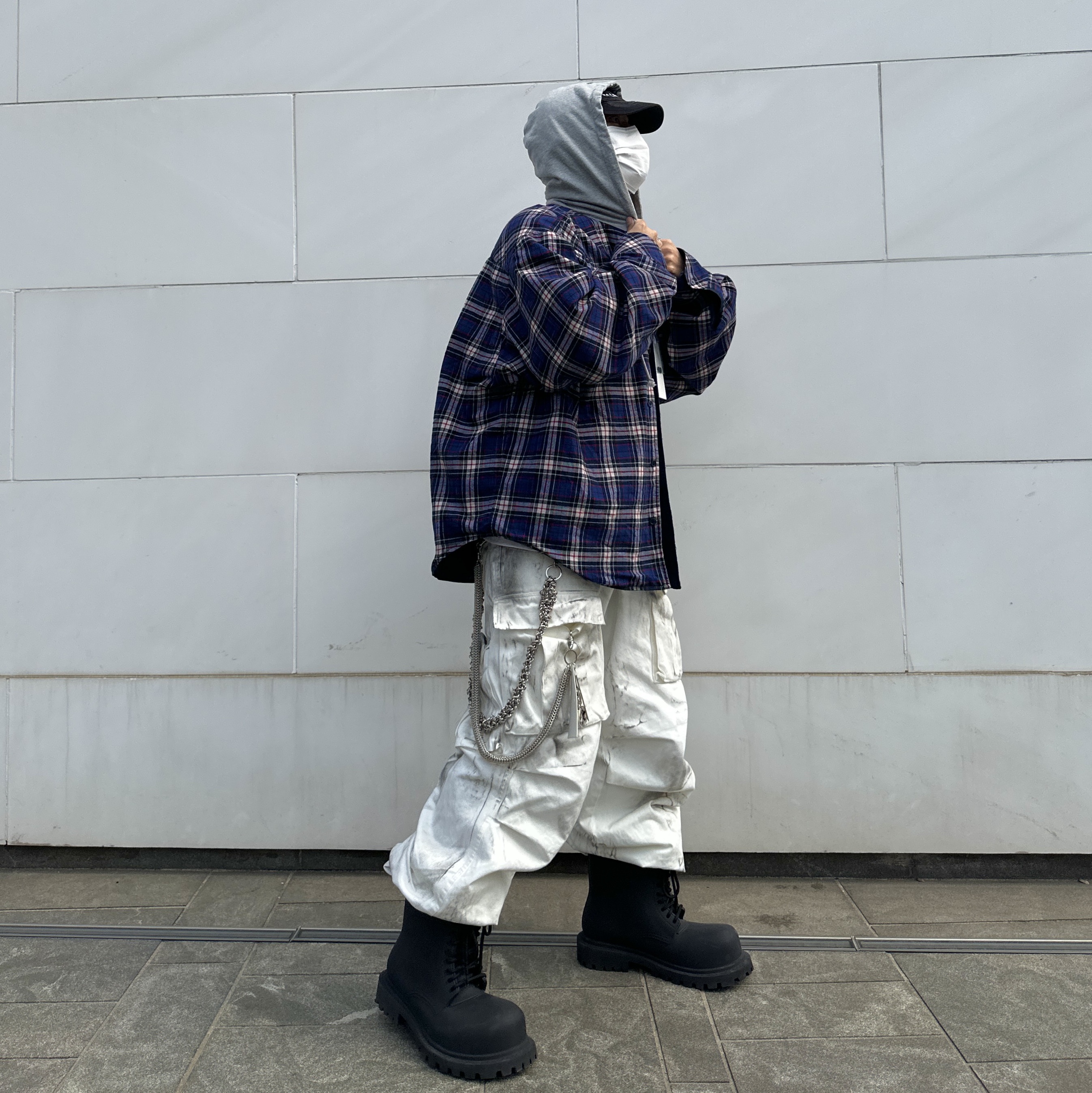 Project G/R Reversible Hoodie Check Shirts Navy, Balenciaga XL Army Boots Full Eva Black 착용 스타일 - 1