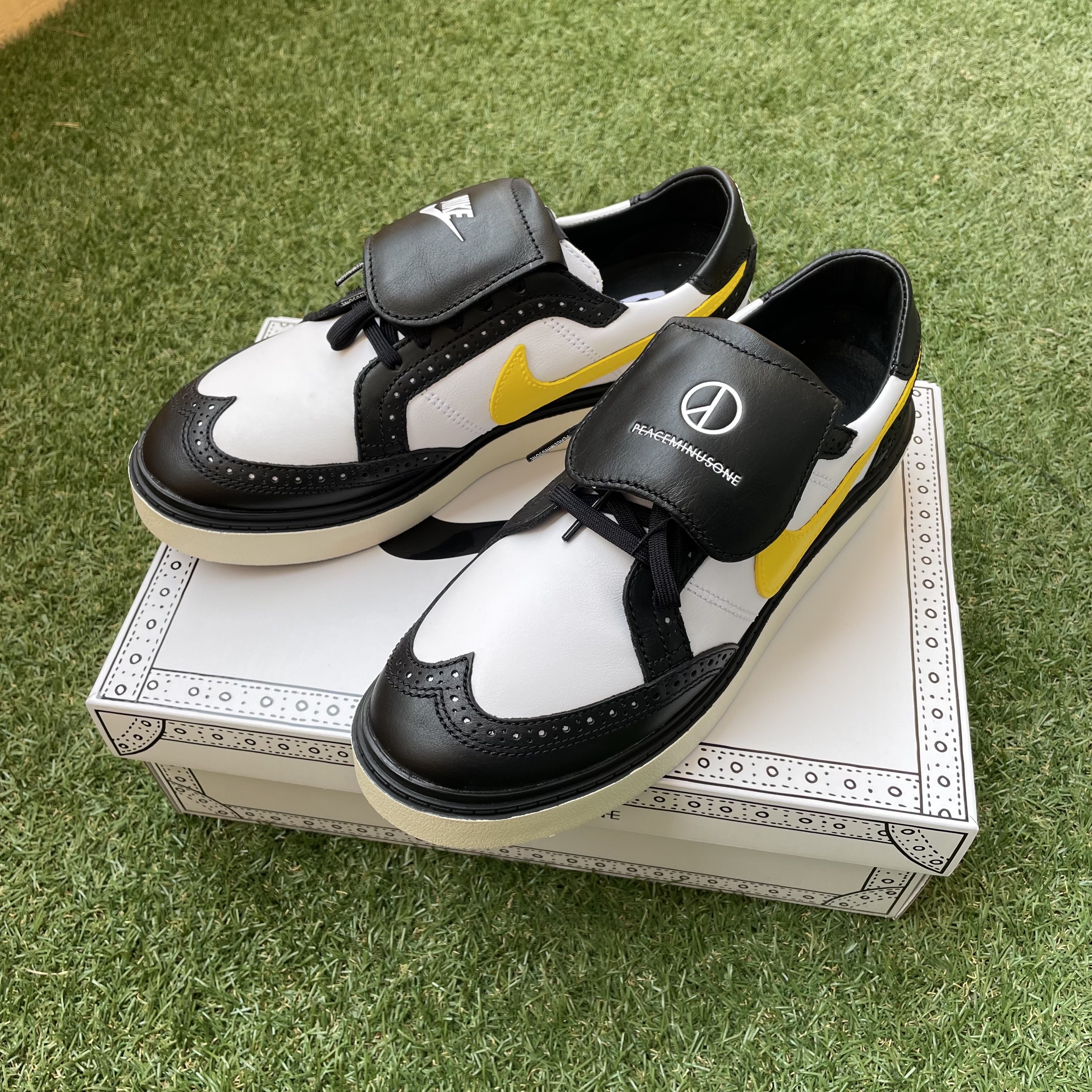 Nike x Peaceminusone Kwondo1 Black and White 착용 스타일 - 2