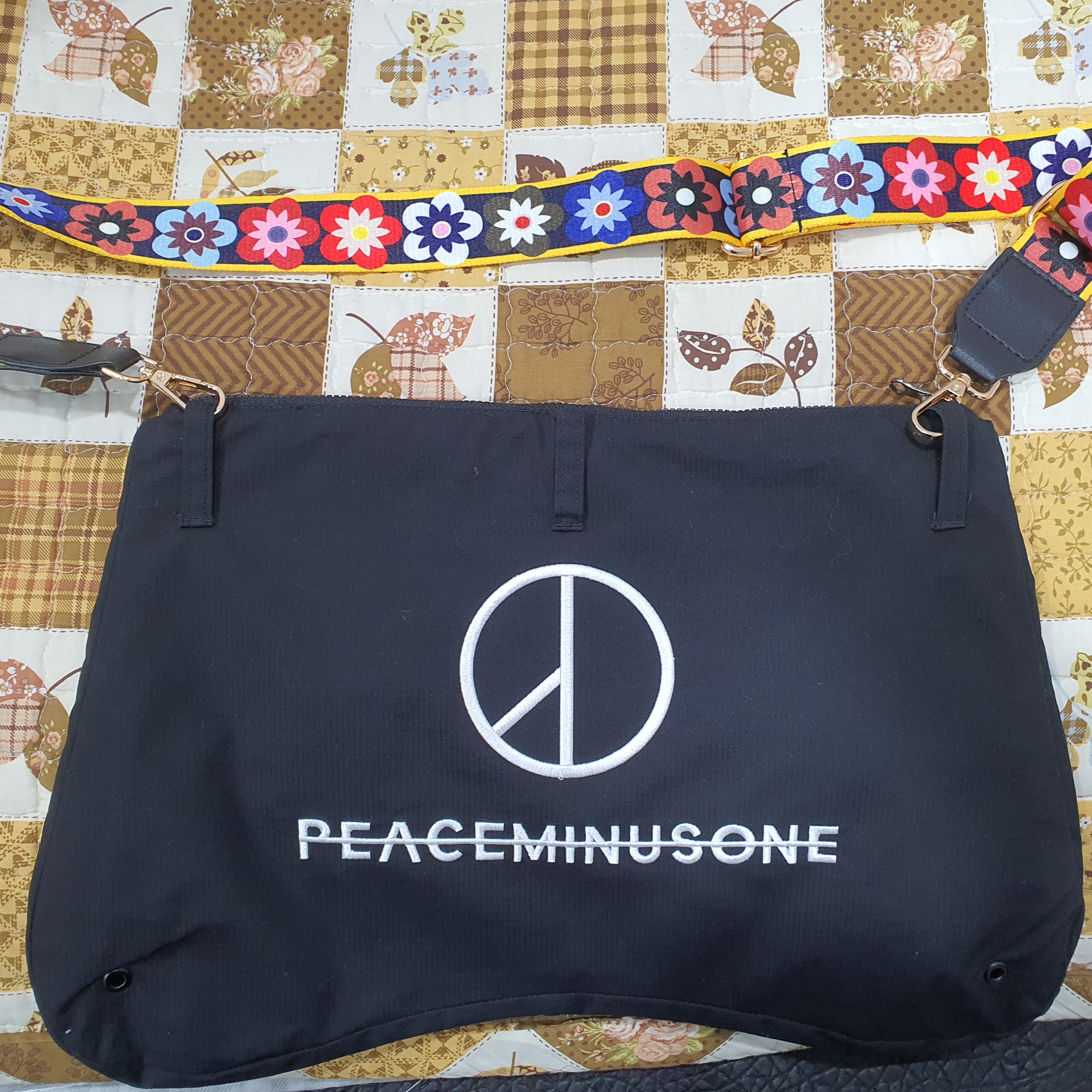 Nike x Peaceminusone Wide Pants Black (DR0096-010) 착용 스타일