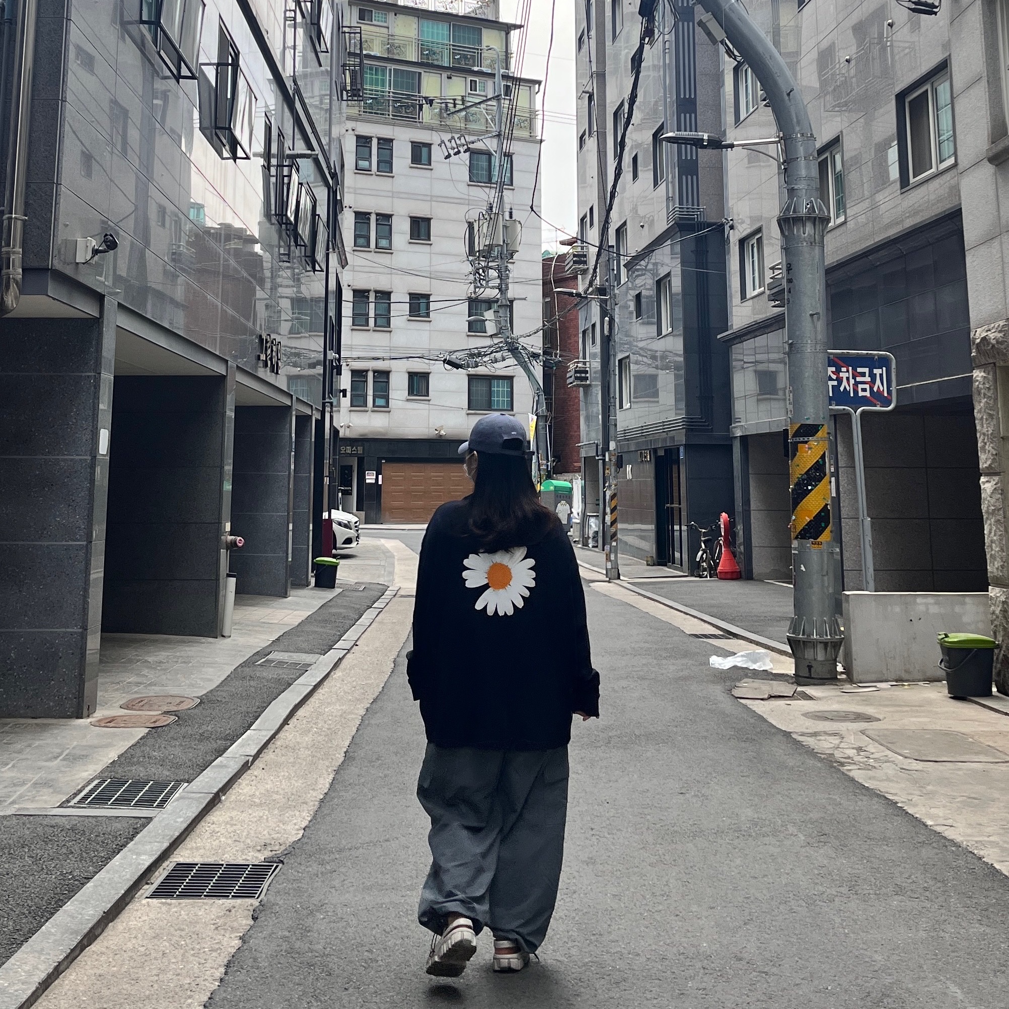 Nike x Peaceminusone LS T-Shirt Black (DR0098-010) 착용 스타일