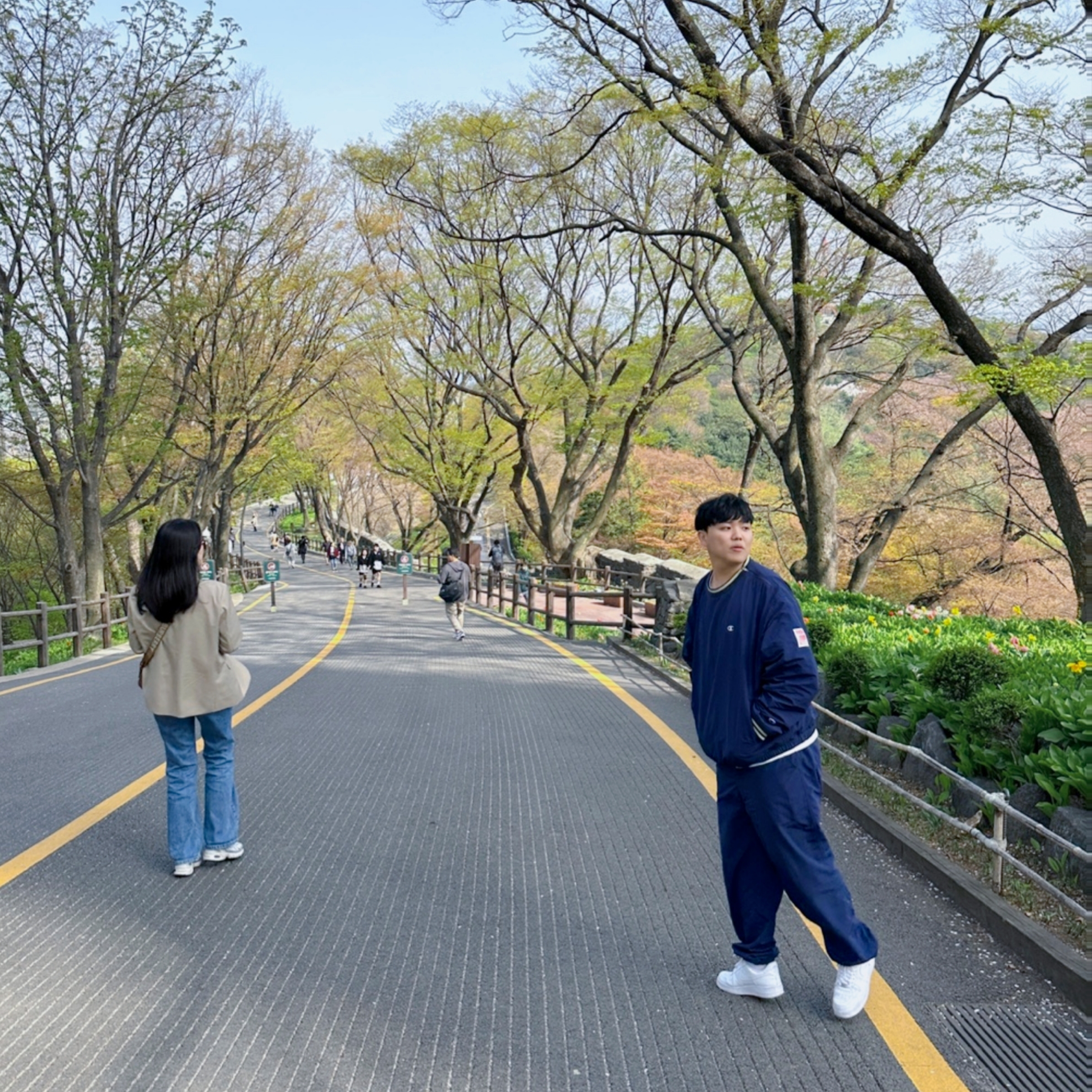 Nike Air Force 1 '07 Low White, Champion x Thisisneverthat Woven Pullover Normal Navy 착용 스타일