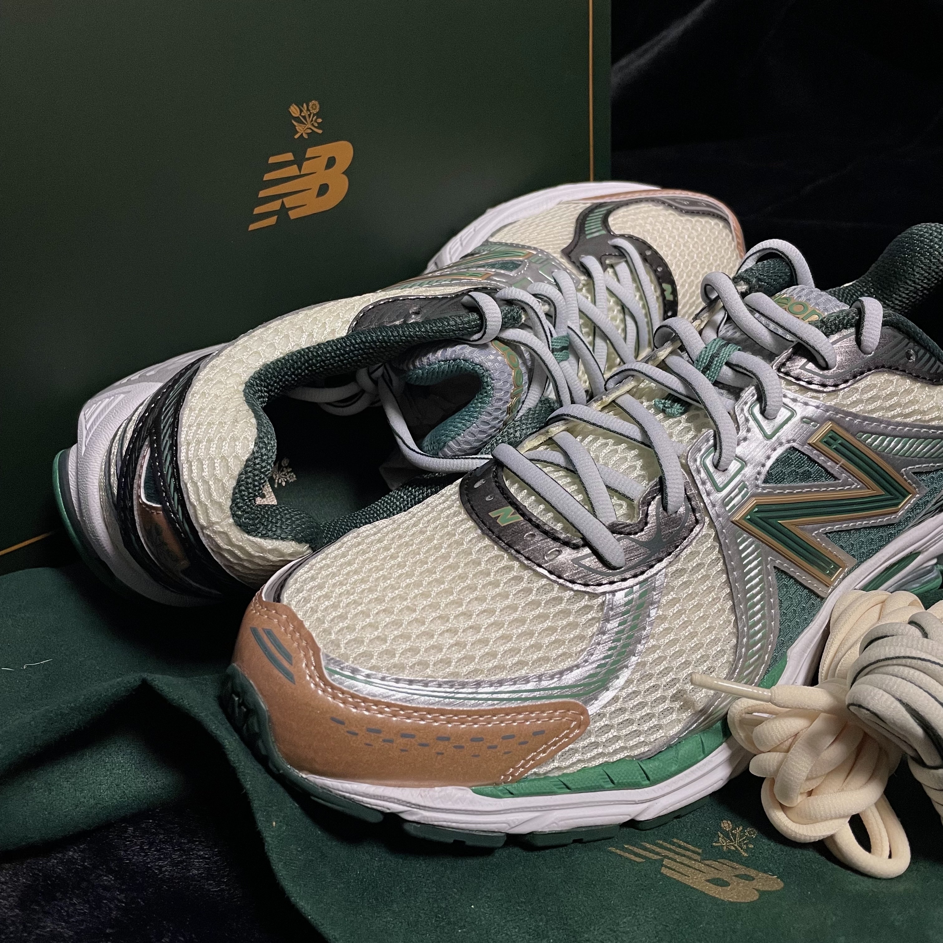 New Balance x Aime Leon Dore 860v2 Green 착용 스타일