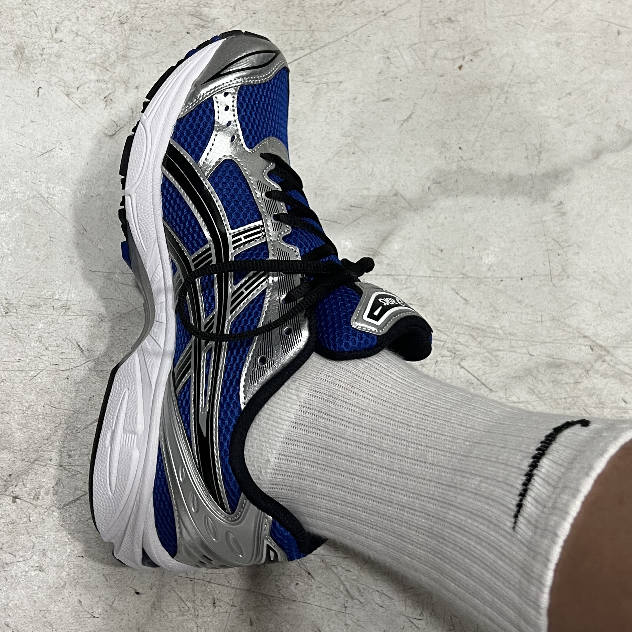 Asics Gel-Kayano 14 Monaco Blue Black 착용 스타일