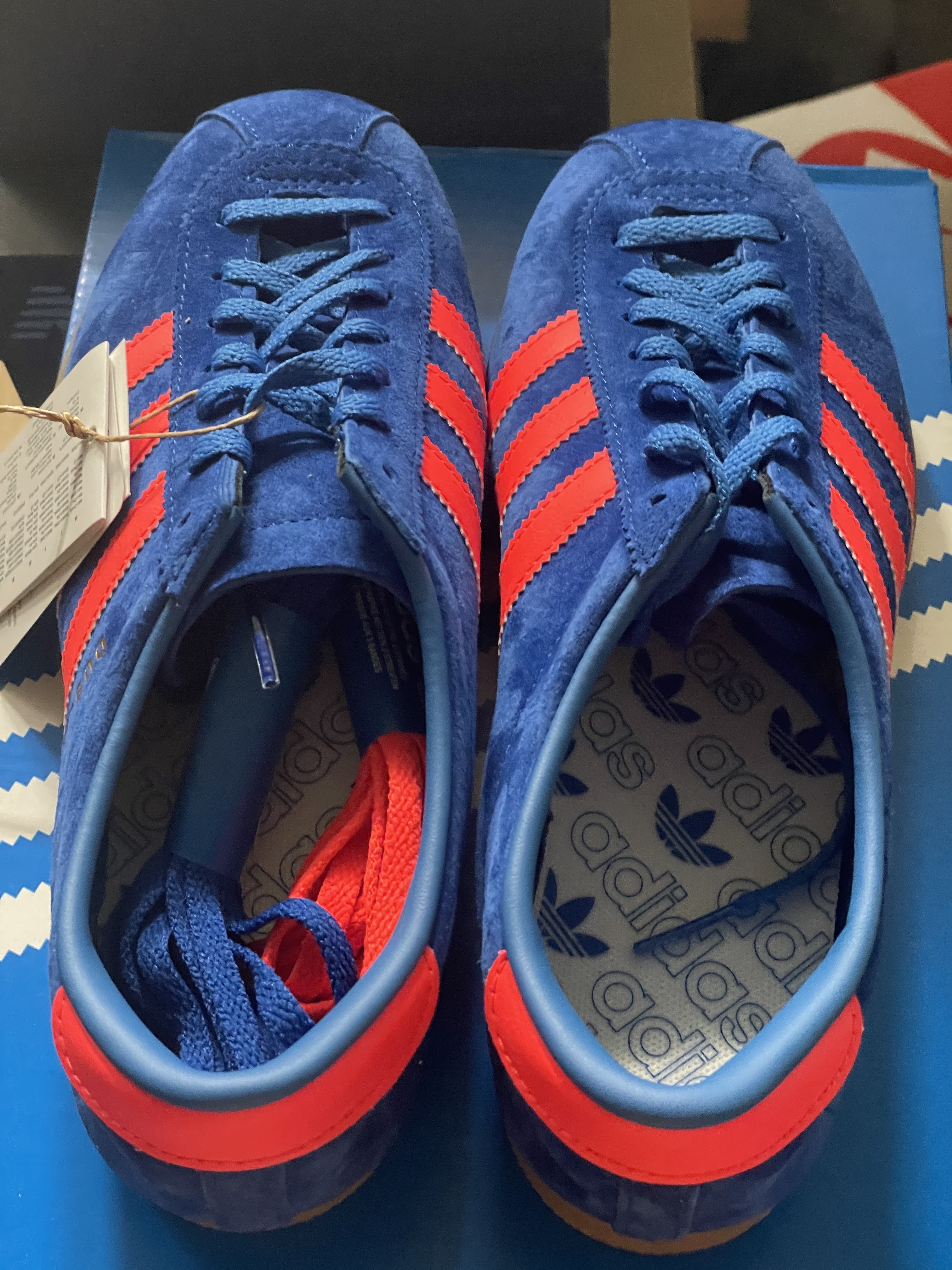 Adidas Dublin Phanton Solar Red 착용 스타일 - 1