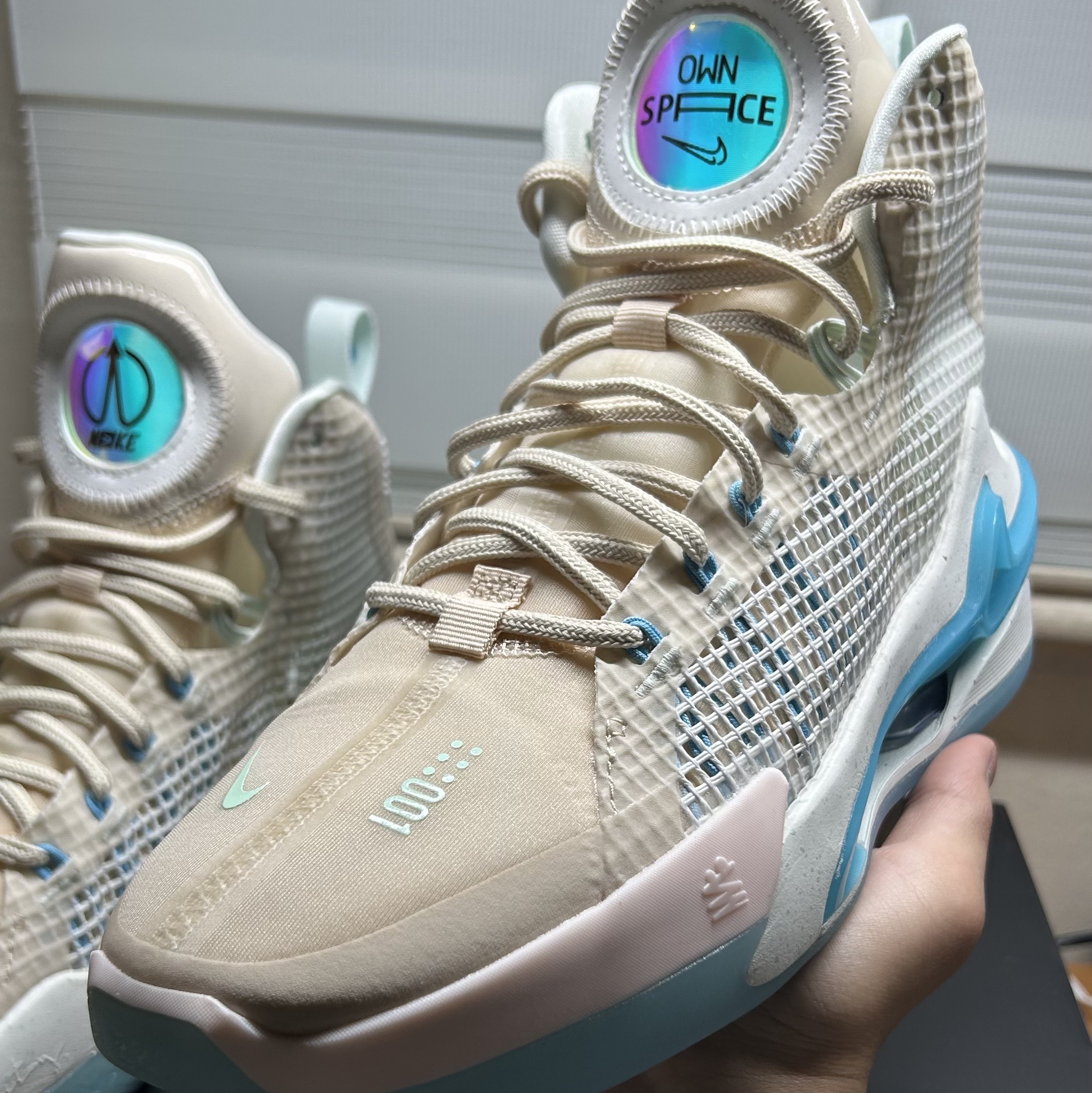 Nike Air Zoom GT Jump Vivid Sky 착용 스타일 - 5