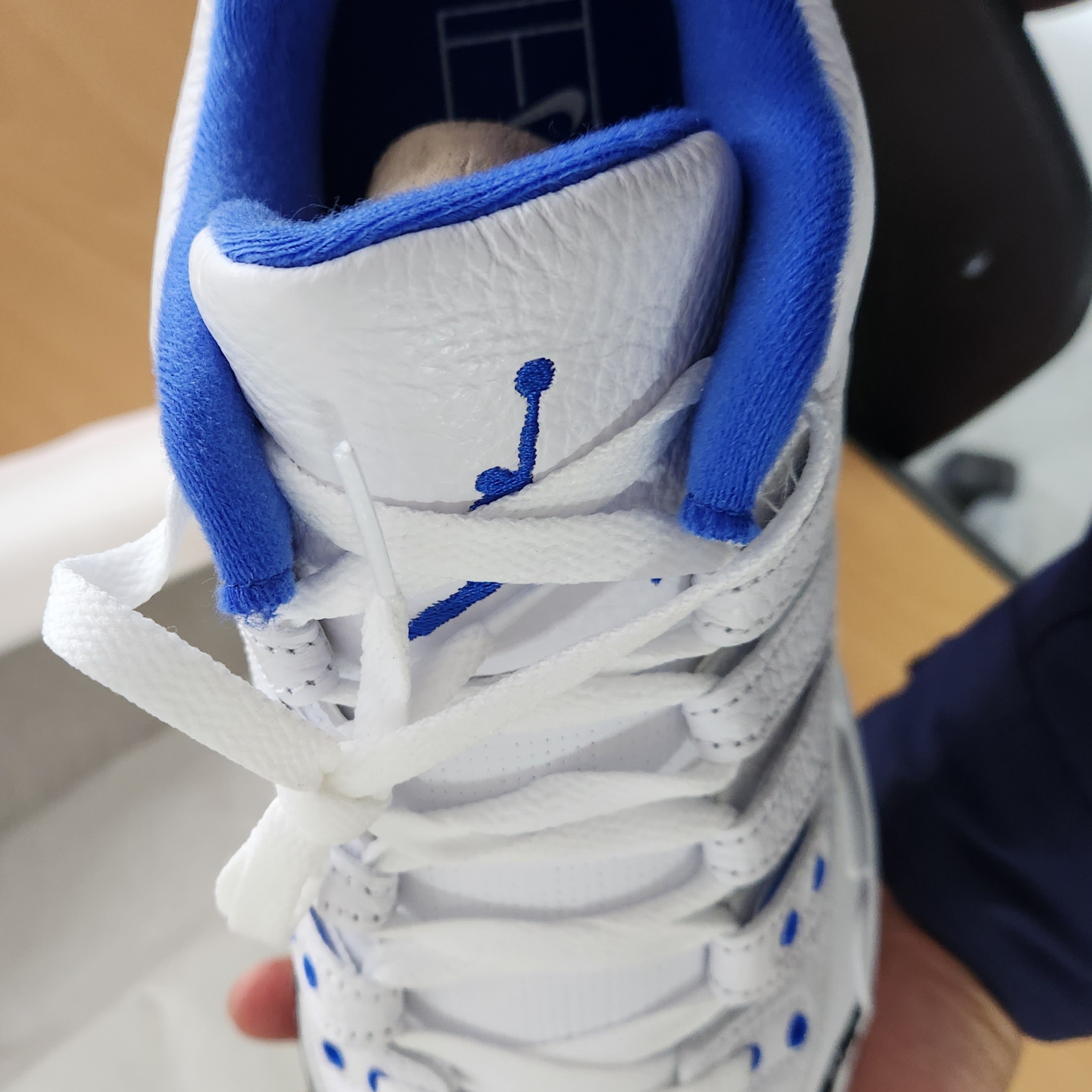 Nike Court Air Zoom Vapor AJ3 Racer Blue 착용 스타일 - 4