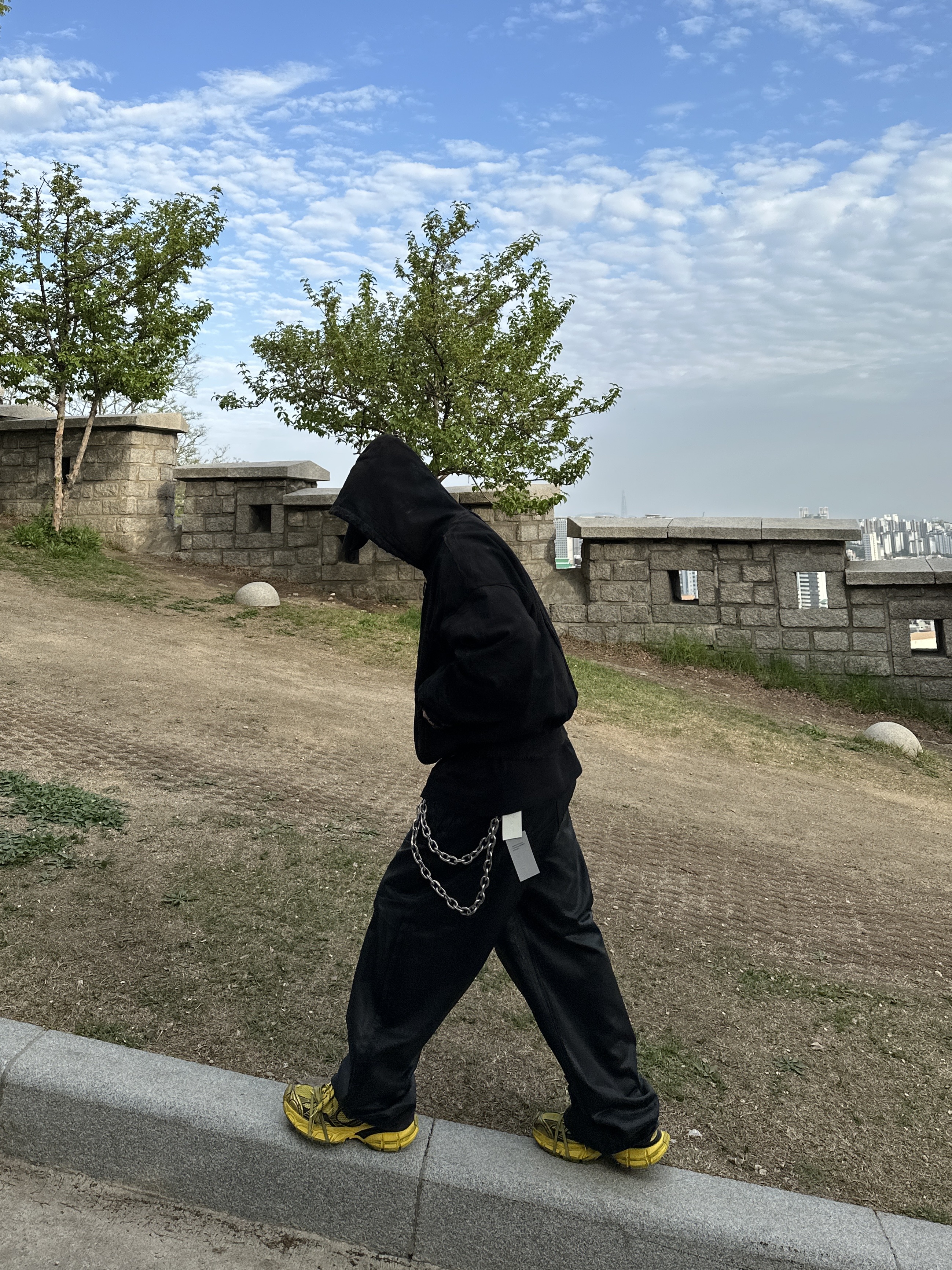 Undermycar Soundwave Dirty Coated Hood Zip-Up Black Oil - 23SS, Project G/R Coated Backward Denim Pants Black 착용 스타일 - 2