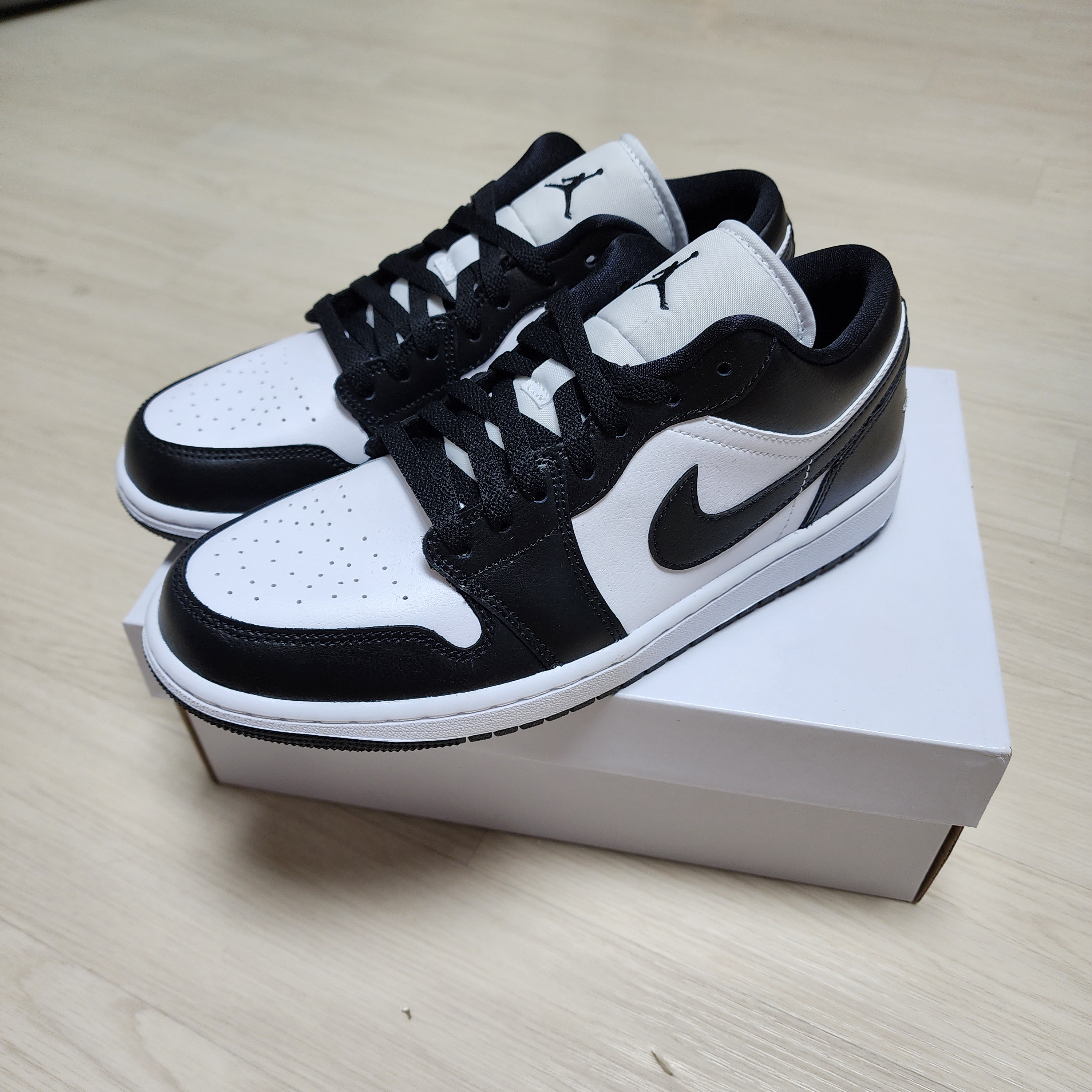 (W) Jordan 1 Low Black and White 착용 스타일 - 2