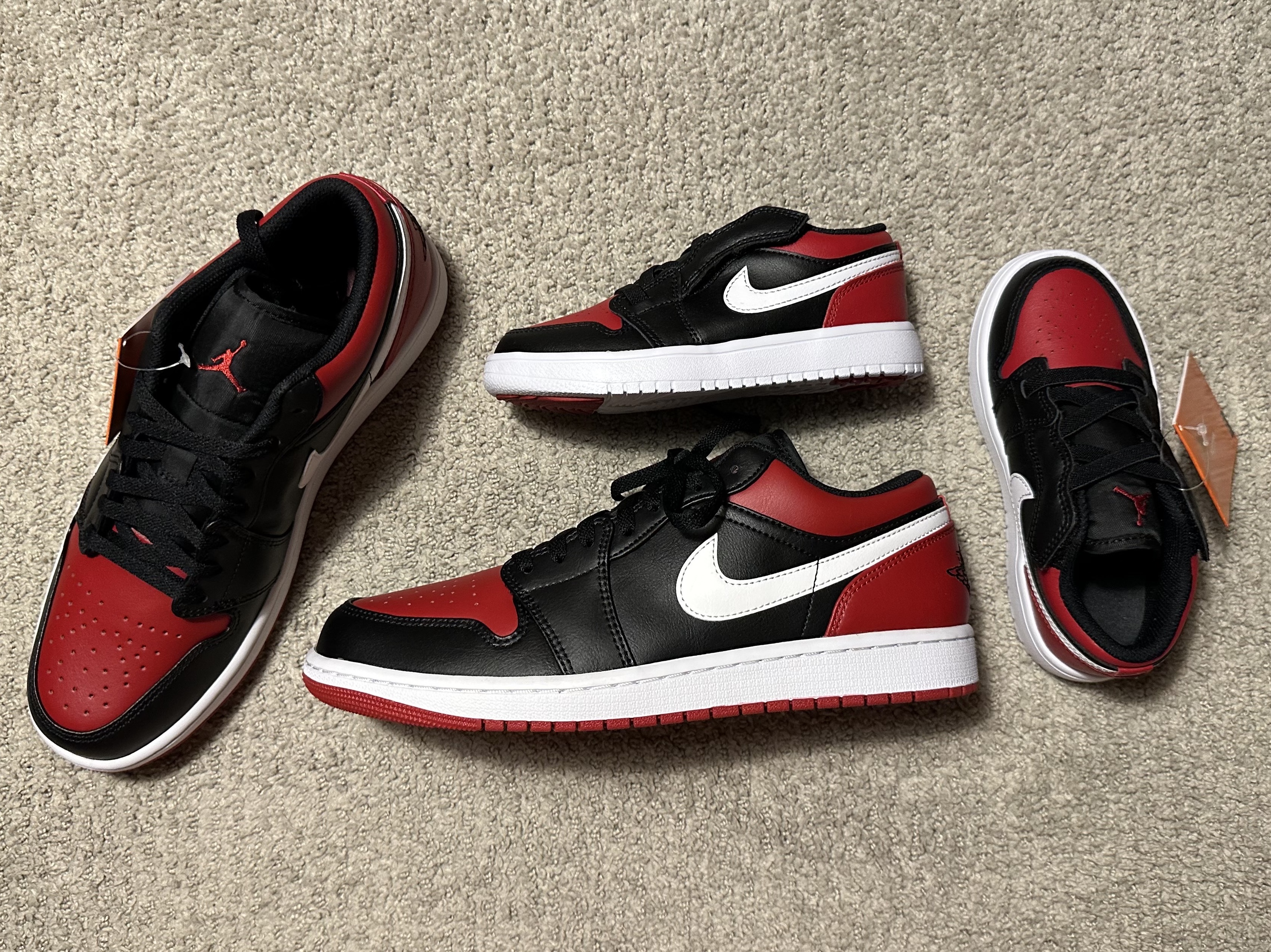 Jordan 1 Low Alternate Bred Toe, (PS) Jordan 1 Low Alt Black Gym Red 착용 스타일 - 2
