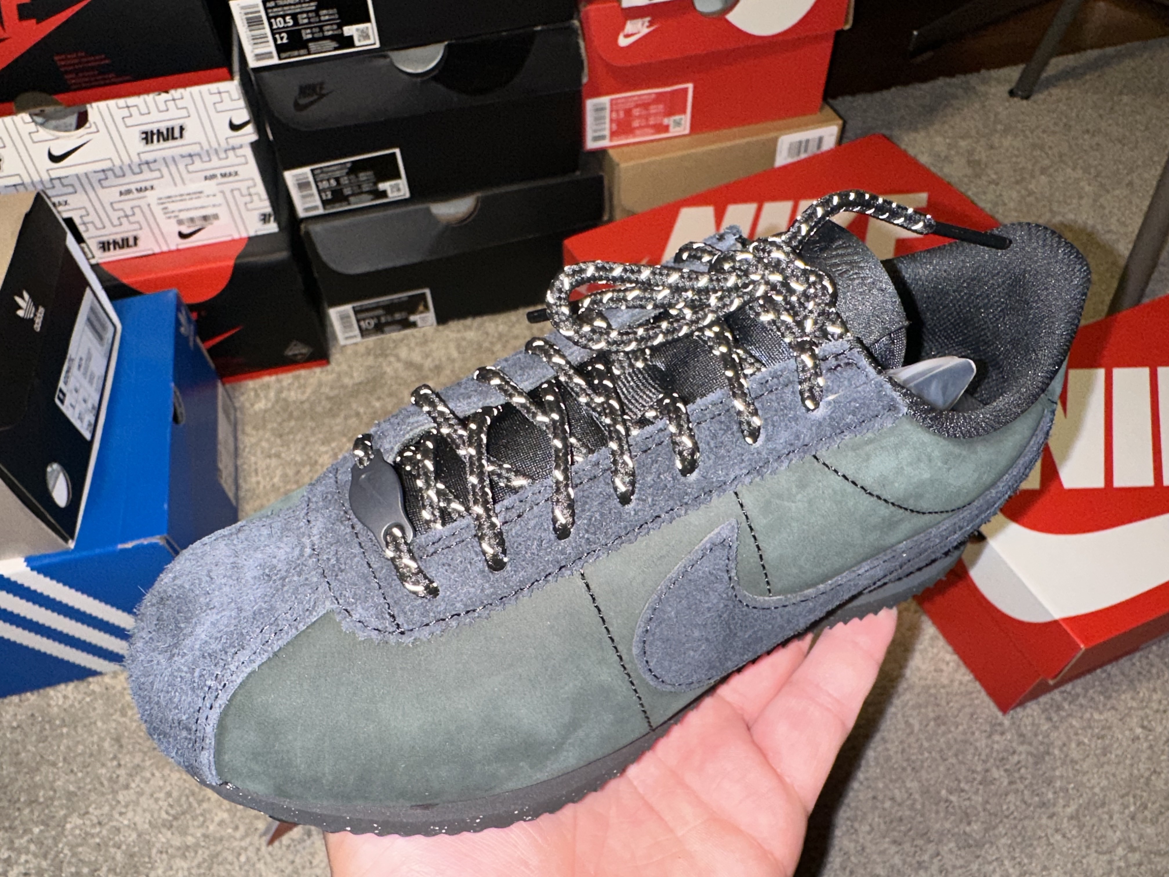 (W) Nike Cortez PRM Black 착용 스타일 - 3
