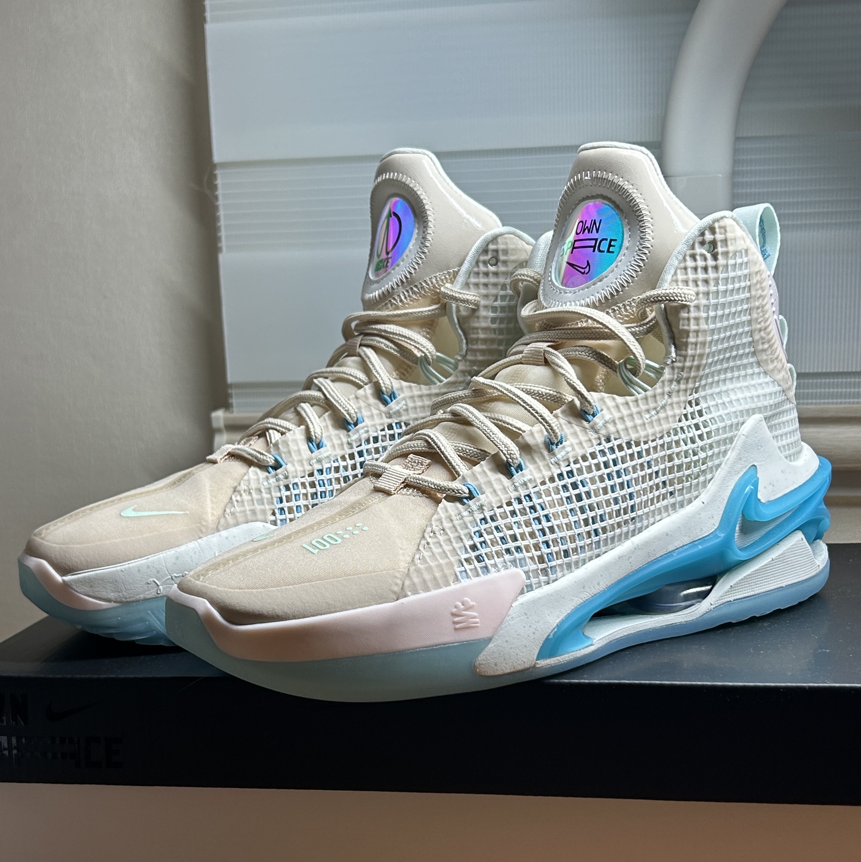 Nike Air Zoom GT Jump Vivid Sky 착용 스타일 - 1