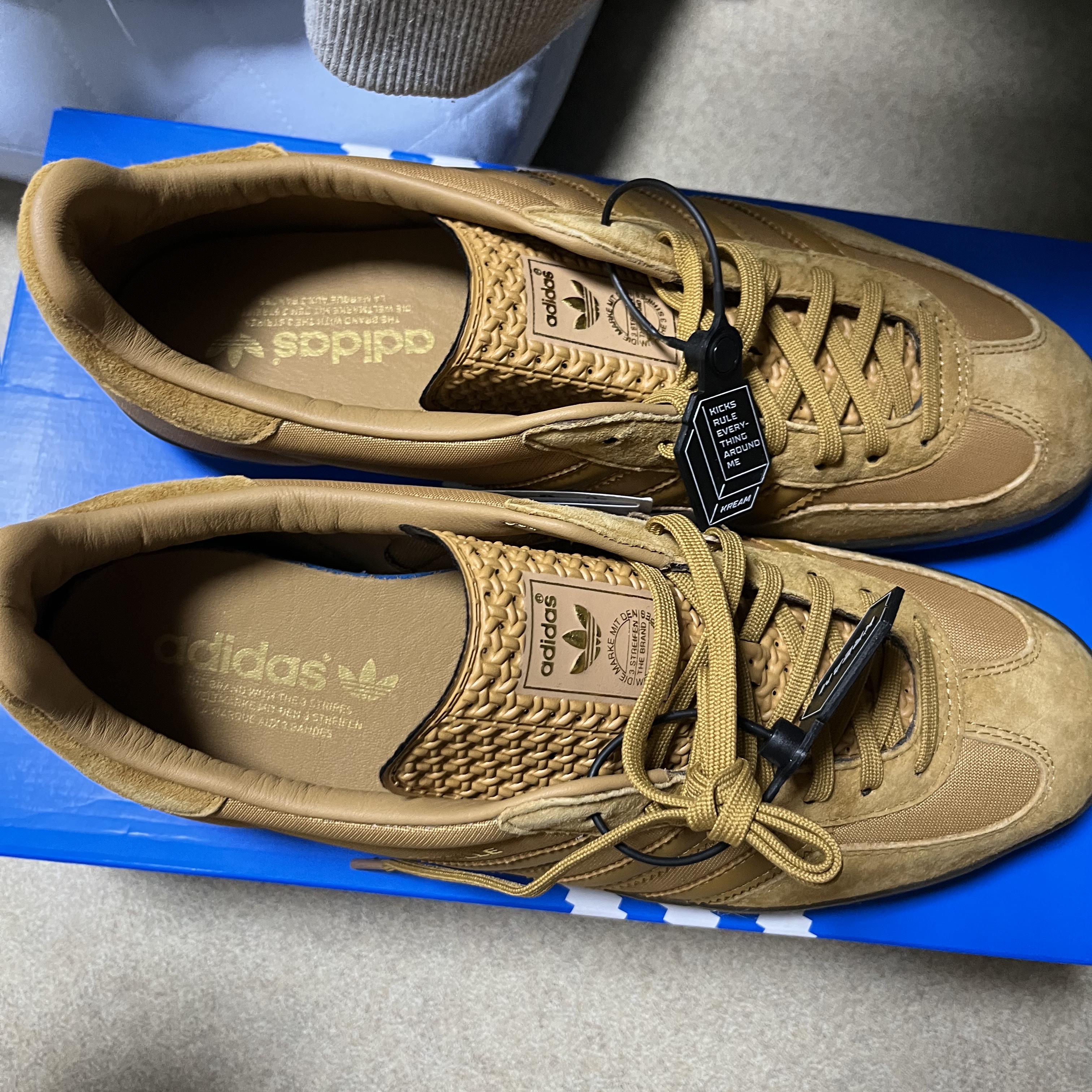 Adidas Gazelle Indoor Mesa 착용 스타일
