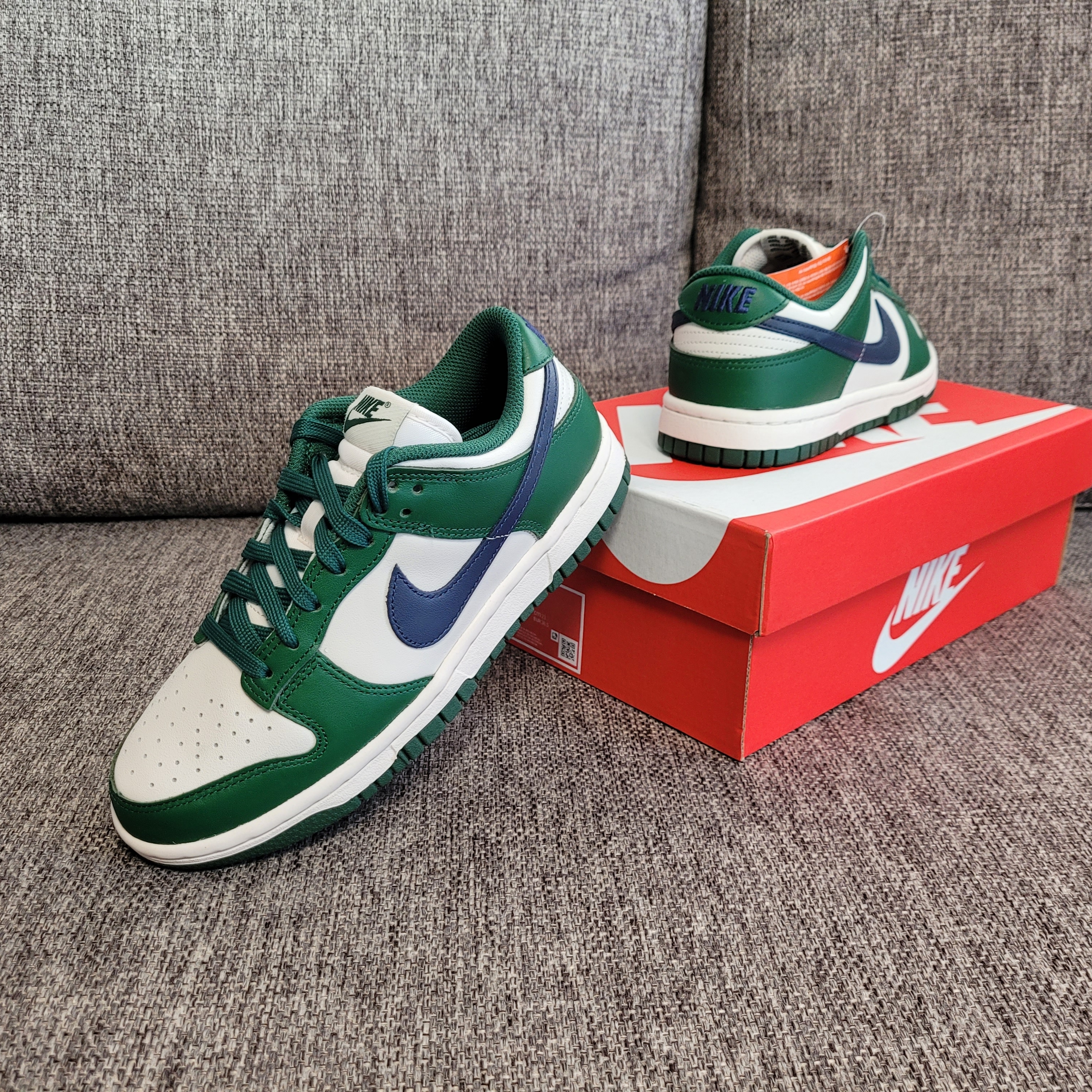 (W) Nike Dunk Low Gorge Green 착용 스타일 - 5