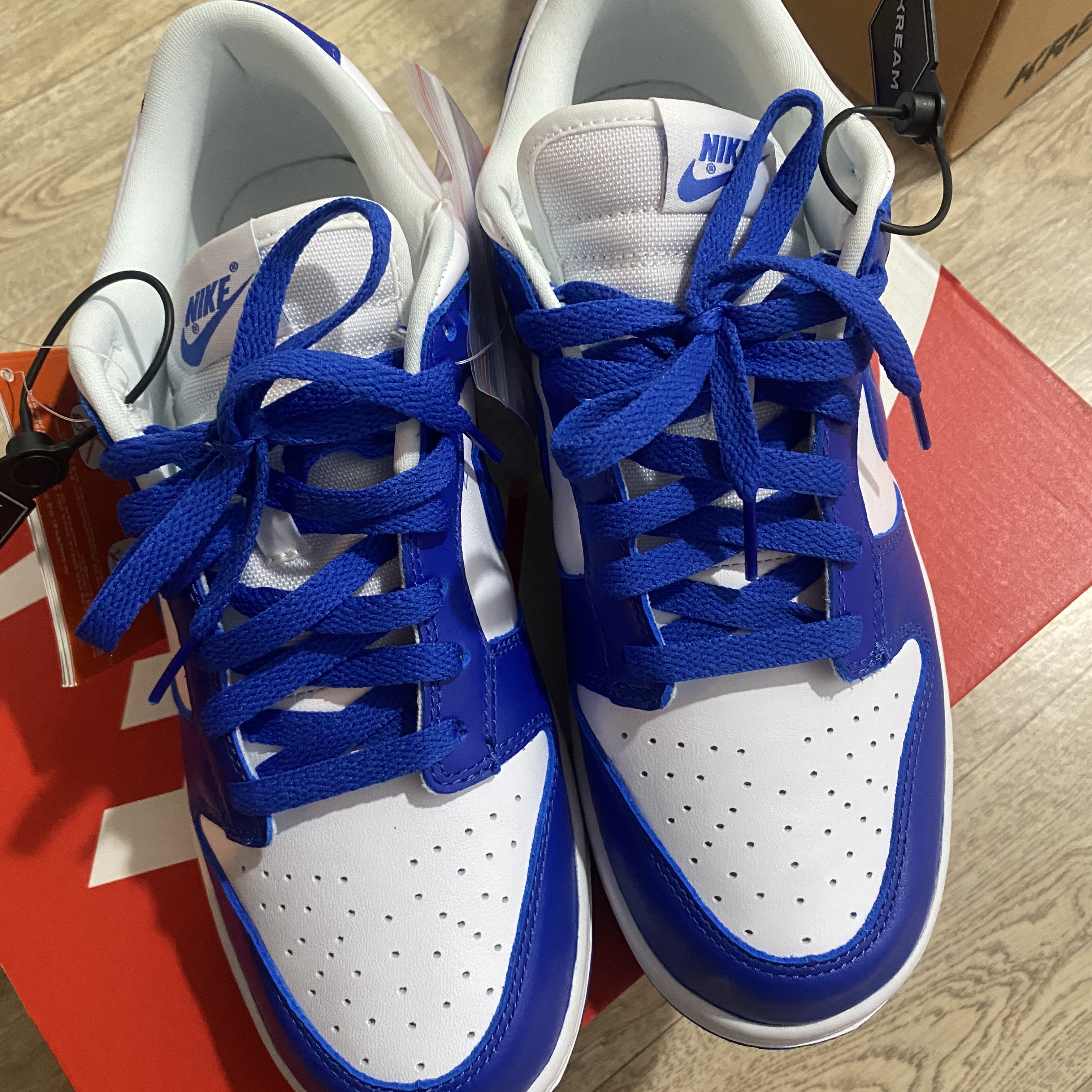 Nike Dunk Low SP Kentucky 2022 착용 스타일