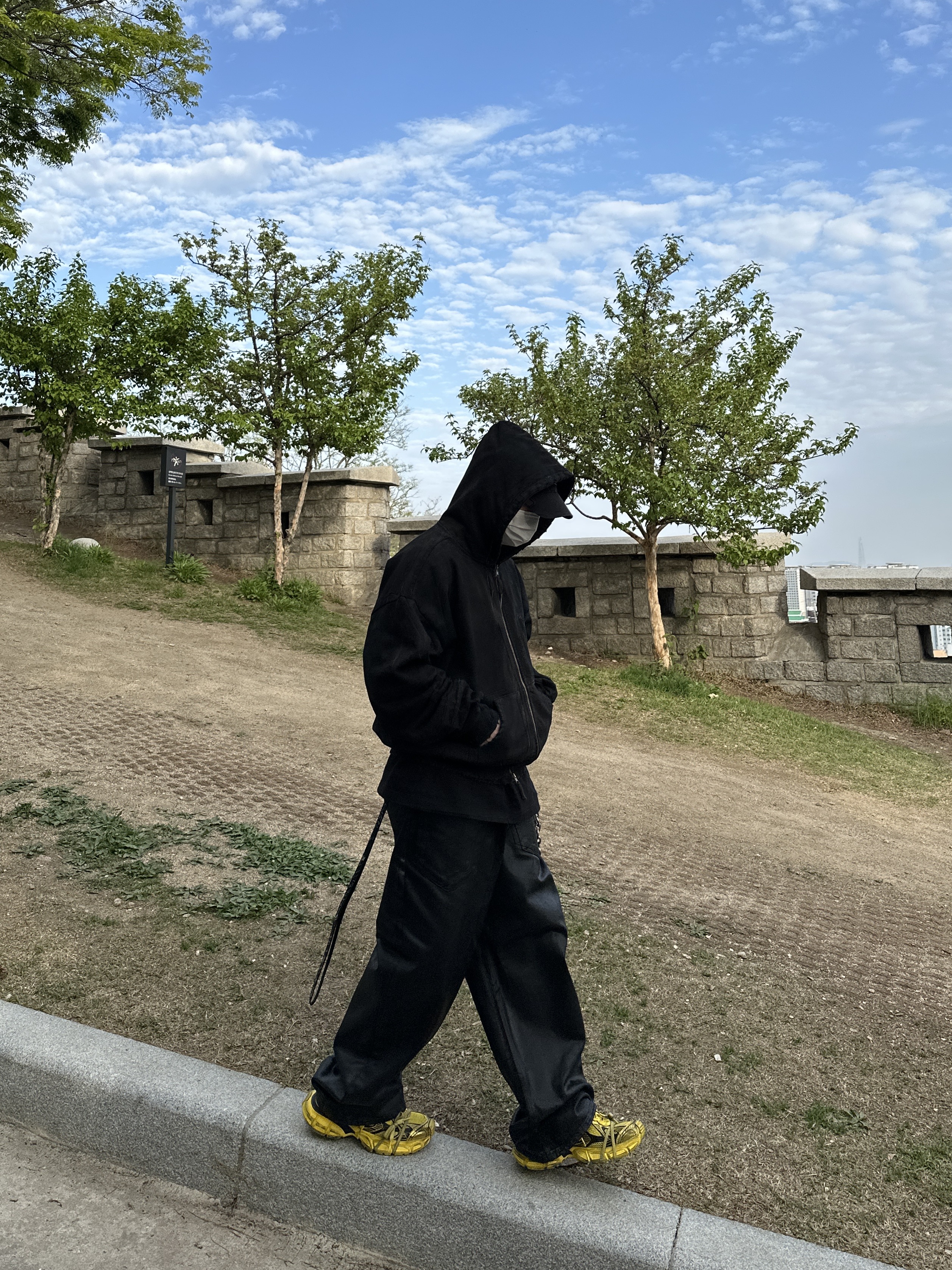 Undermycar Soundwave Dirty Coated Hood Zip-Up Black Oil - 23SS, Project G/R Coated Backward Denim Pants Black 착용 스타일 - 1