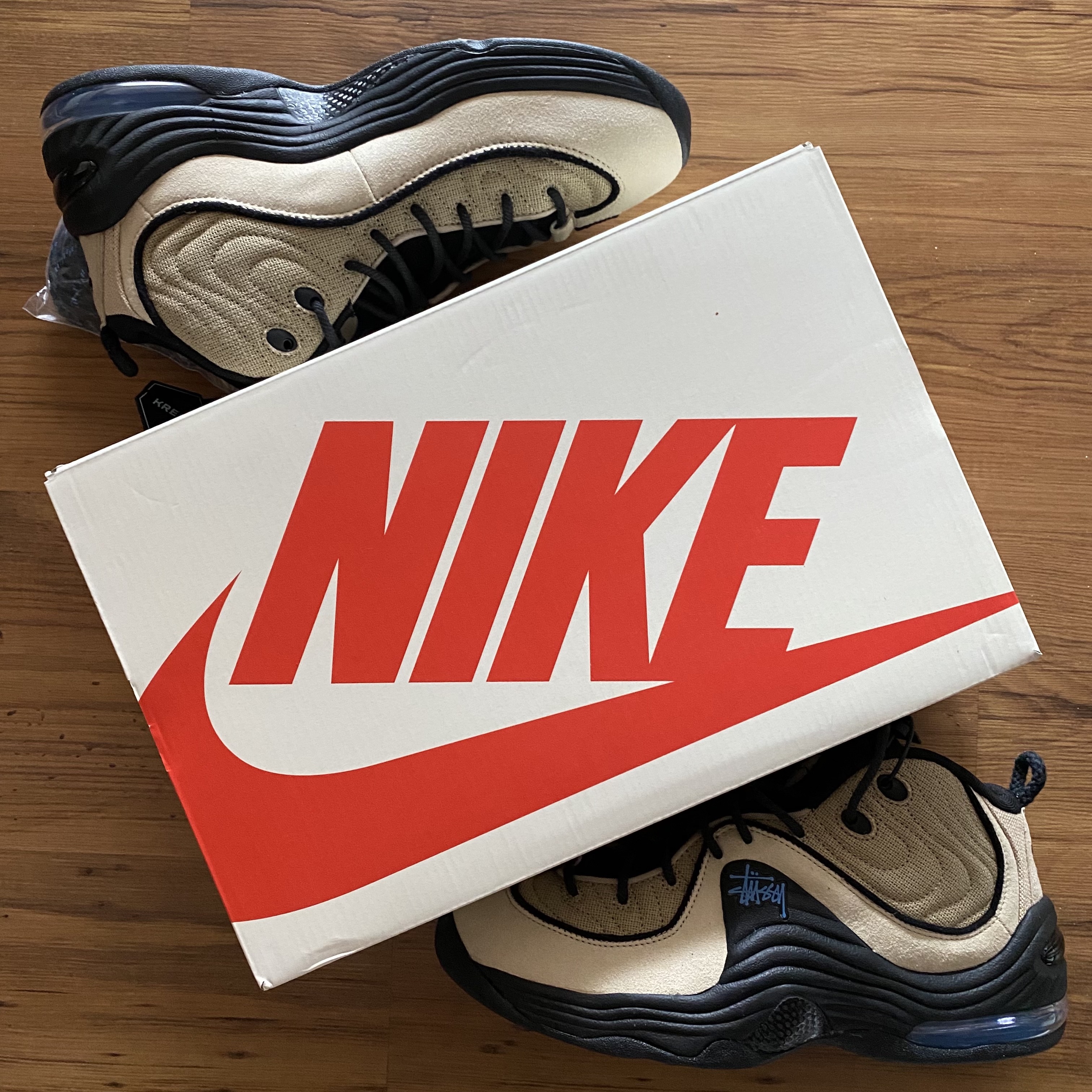 Nike x Stussy Air Penny II Rattan and Limestone 착용 스타일